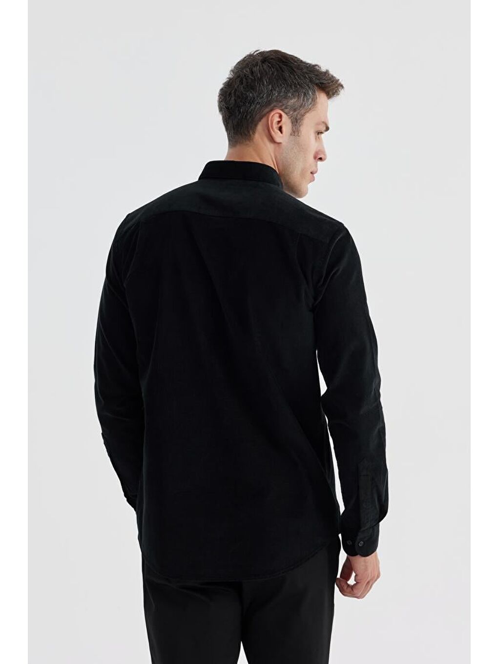 Siyah Comfort Fit Düğmeli Yaka %100 Pamuklu Kadife Gömlek-3