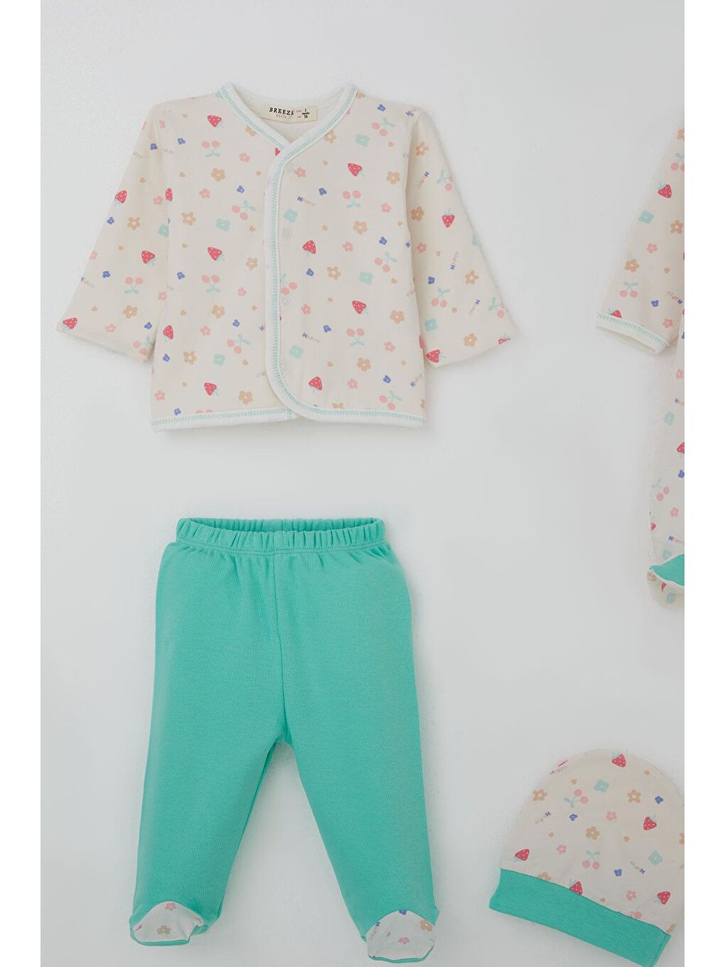 Ekru Kız Bebek Hastane Çıkışı 8 Li Çiçek Bahçesi Çilek & Kiraz Desenli Krem (0-3 Ay)-3