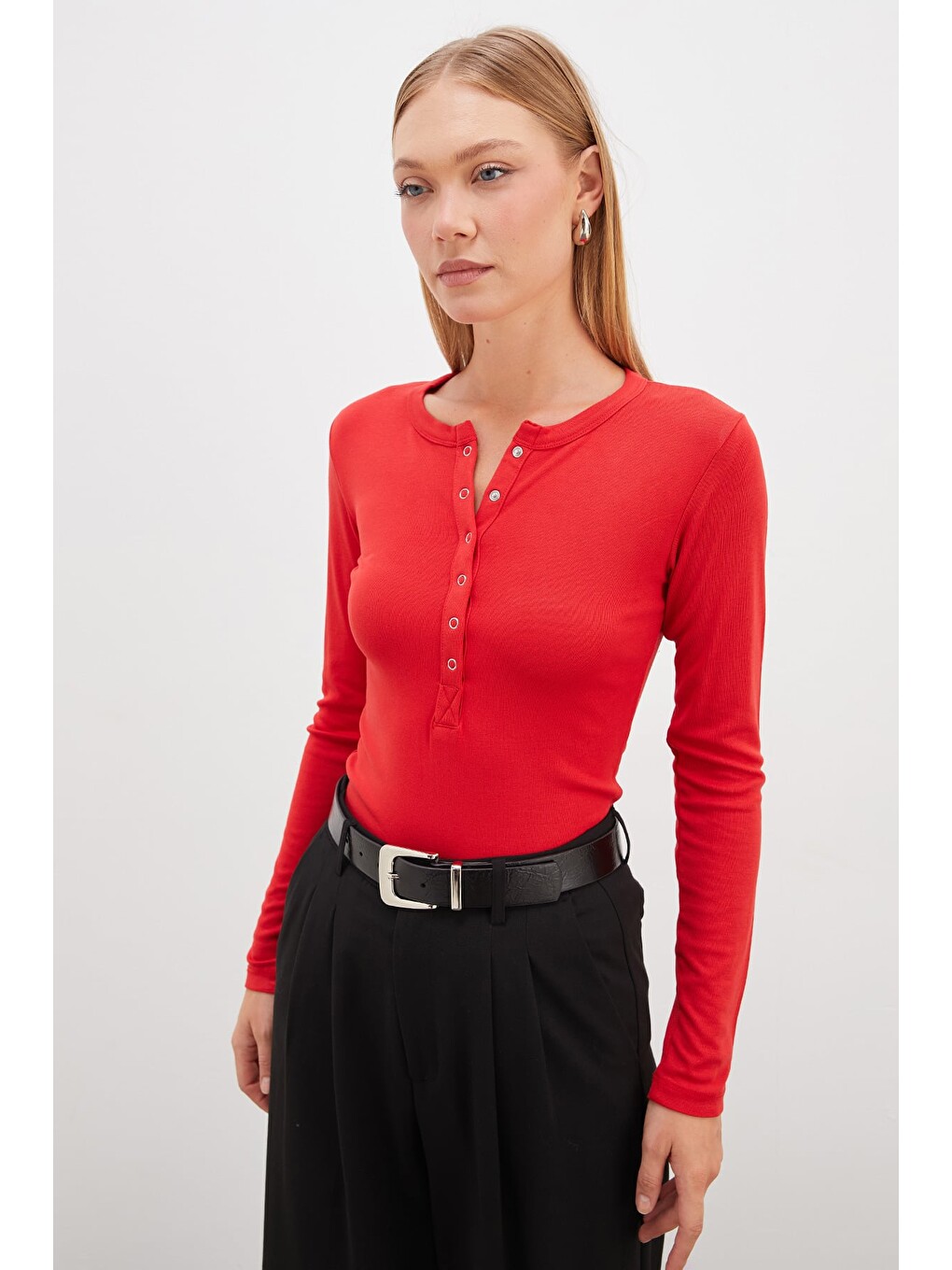 Kırmızı Yarım Çıtçıtlı Slim Fit Bluz-3