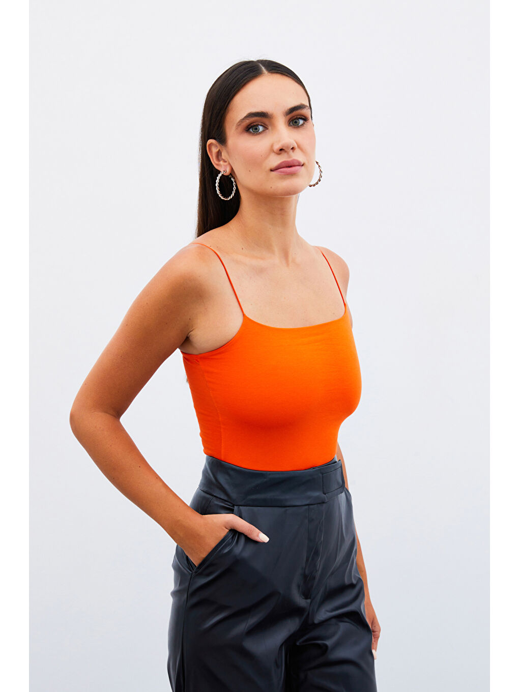 SATEEN Turuncu İp Askılı Crop Bluz - Oranj