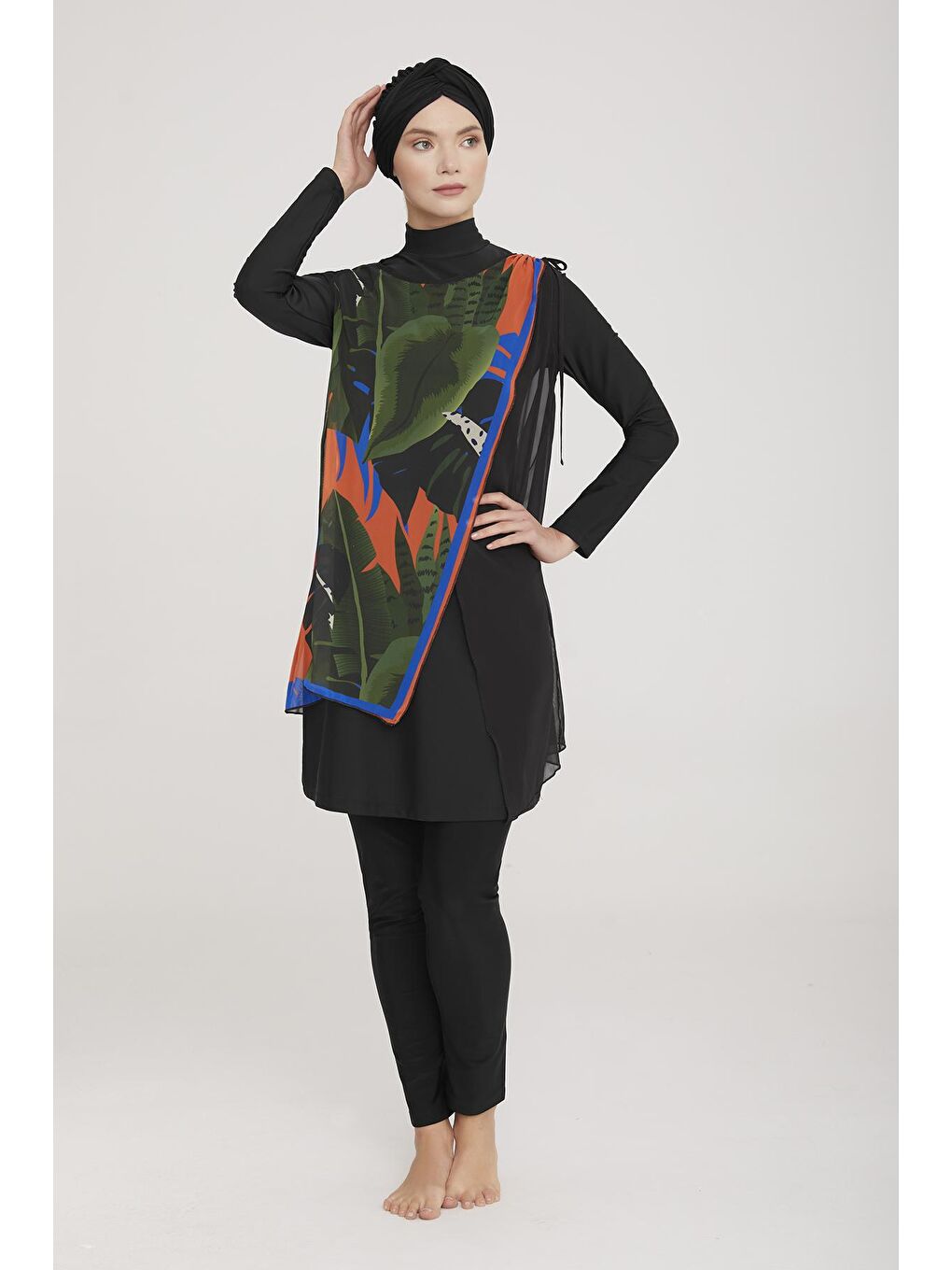 3'lü Pareolu Elastanlı Tam Kapalı Tesettür Mayo Sanda 6 4471 Siyah-1