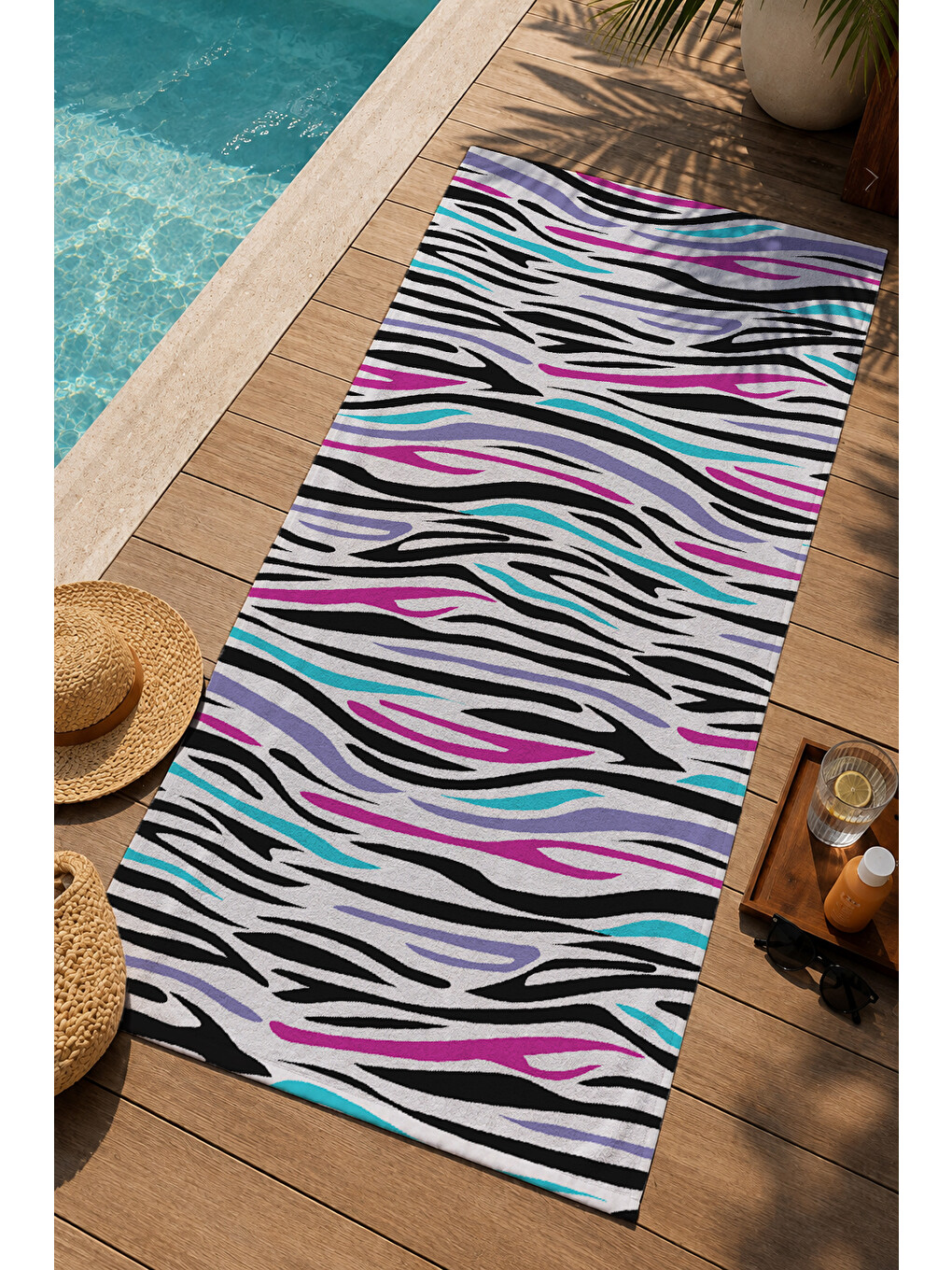 Beyaz Renkli Zebra Dalga Desenli 70x150 Cm Dijital Baskılı Plaj Ve Banyo Havlusu-1