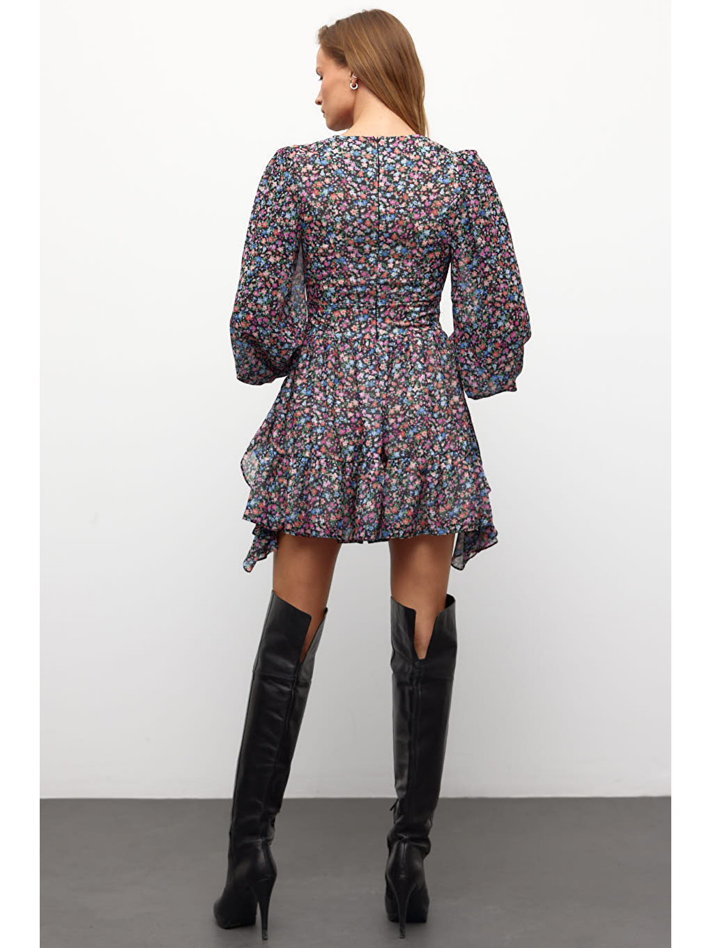 Pembe Muni Muni Baskılı V Yaka Dantel Detaylı Astarlı Elbise-Çiçek Desenli-4