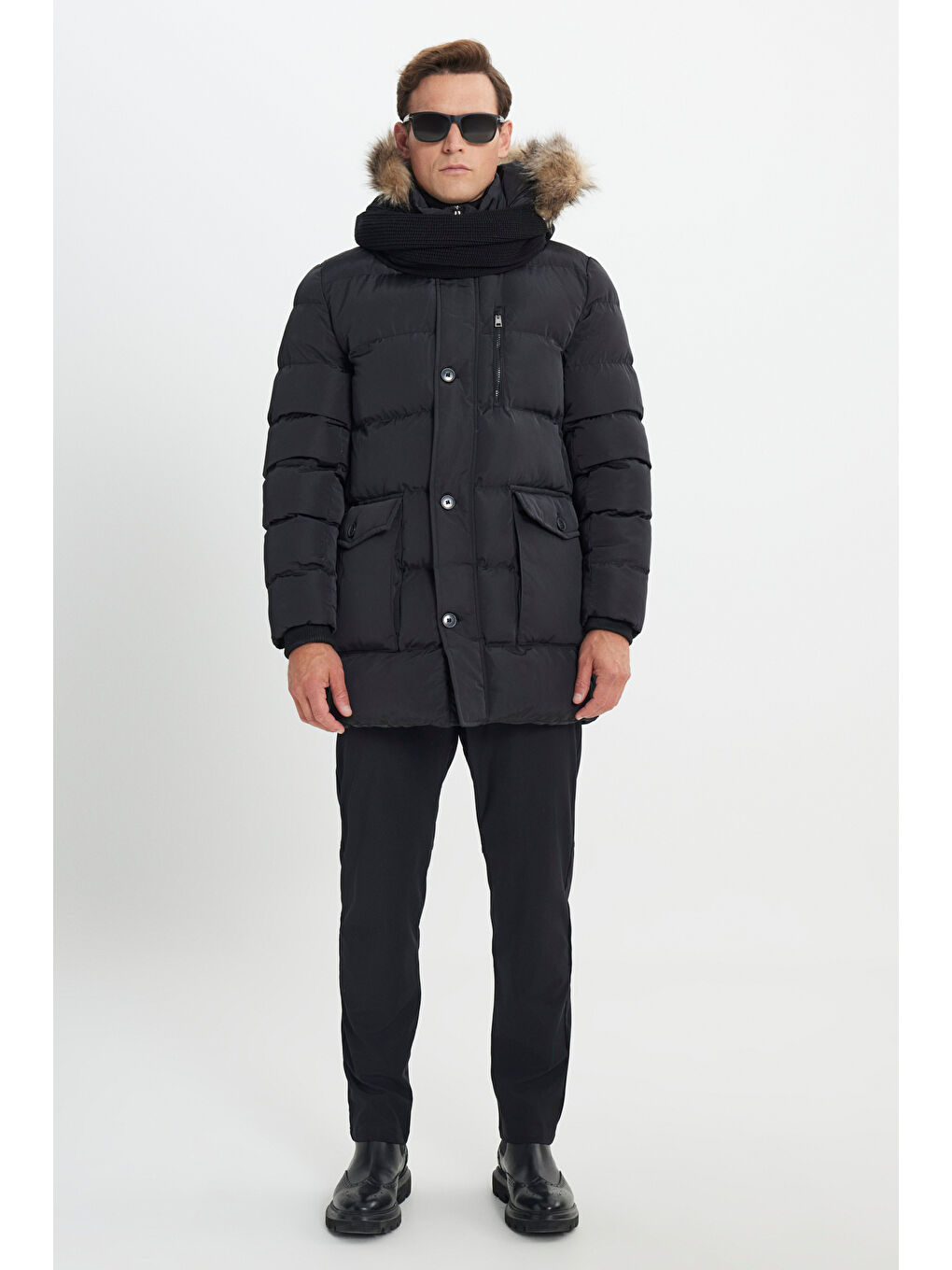 Erkek Siyah Standart Fit Soğuk Geçirmez Casual Mont-4