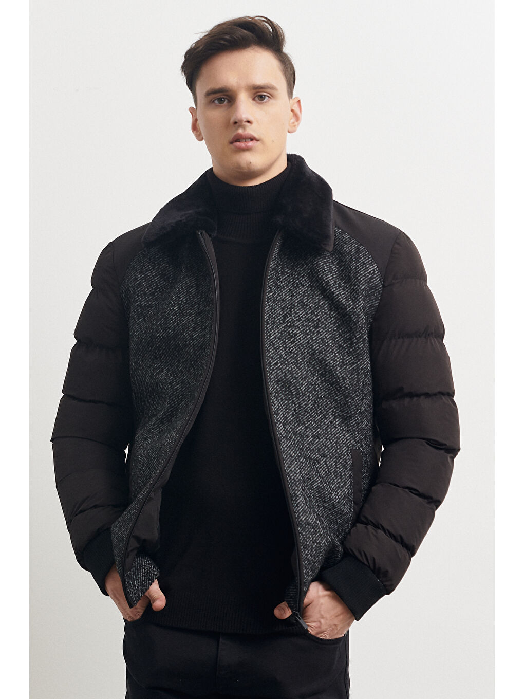 Erkek Siyah Standart Fit Normal Kesim Kürklü Dik Yaka Mont-4