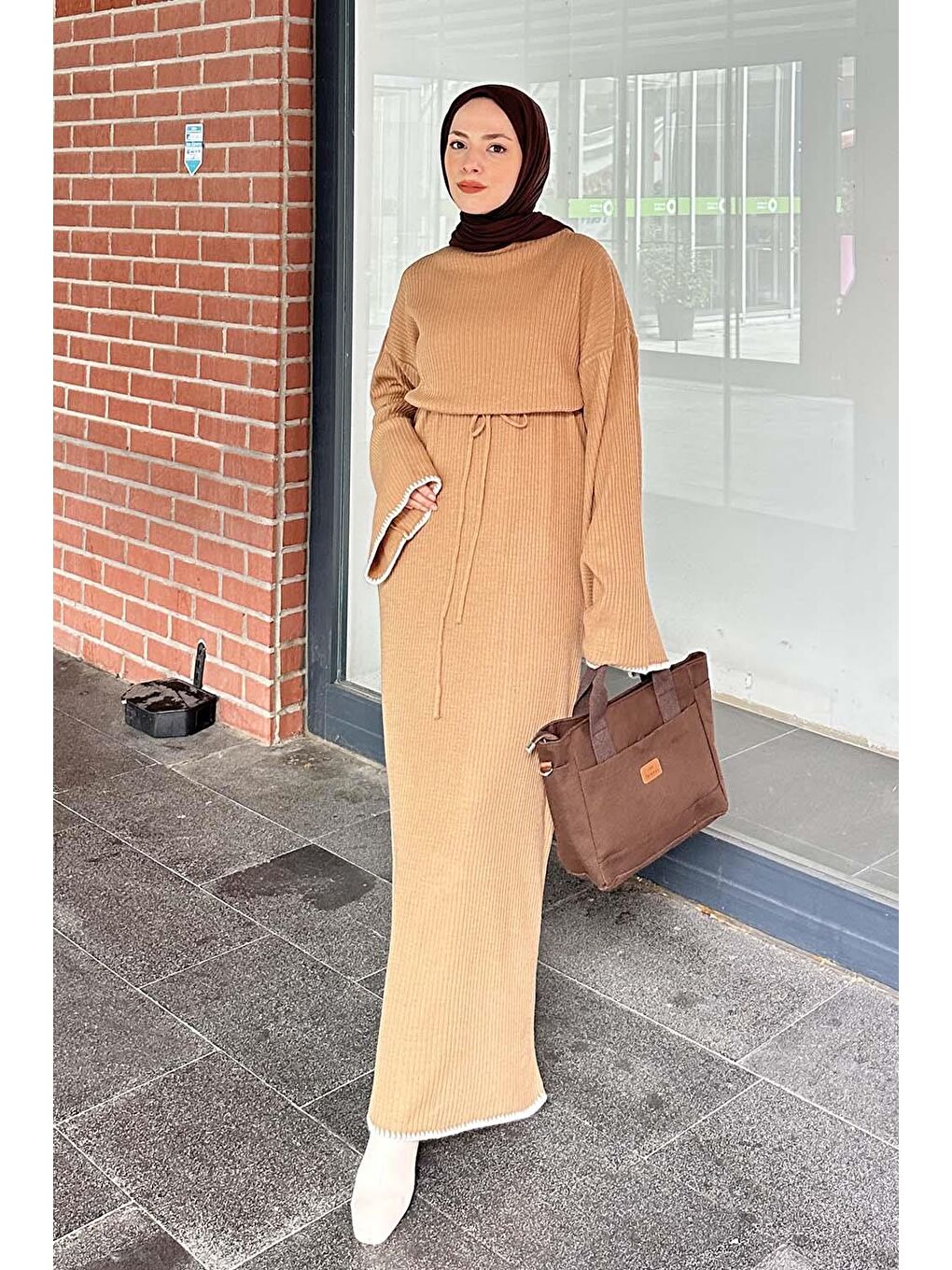 Kahverengi Kol-Etek Ucu Nakışlı Triko Elbise Sütlü Kahve