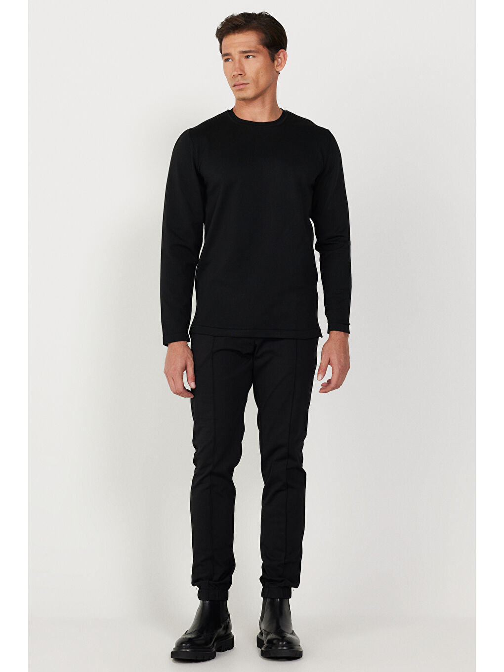 Erkek Siyah Slim Fit Dar Kesim Beli Bağlamalı Pantolon-1