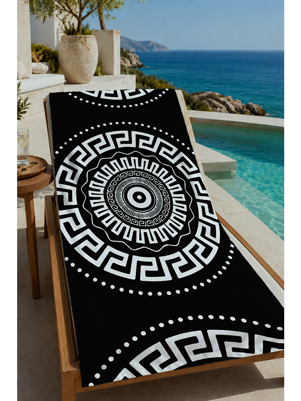 Siyah Beyaz Yunan Anahtarı Mandala Desenli 70x150 Cm Dijital Baskılı Plaj Ve Banyo Havlusu