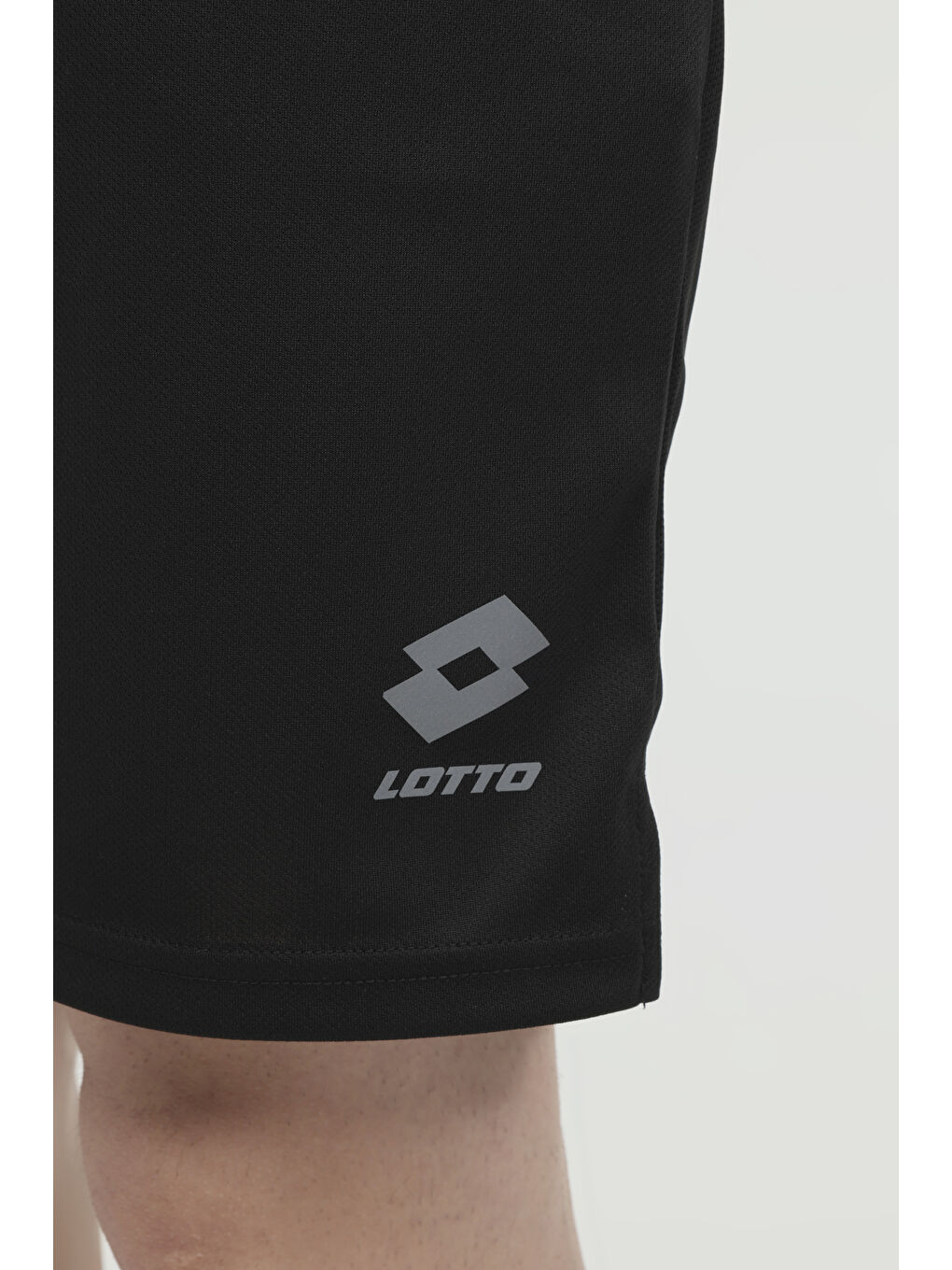 LOTTO M-CT1259 HAGRID SHORT 4FX Siyah Erkek Şort - 4