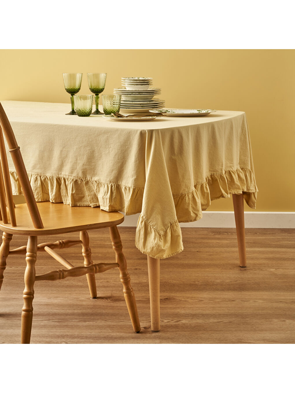 %100 Pamuk Elegance Kenarı Fıfırlı Masa Örtüsü Sarı (150x250 cm)