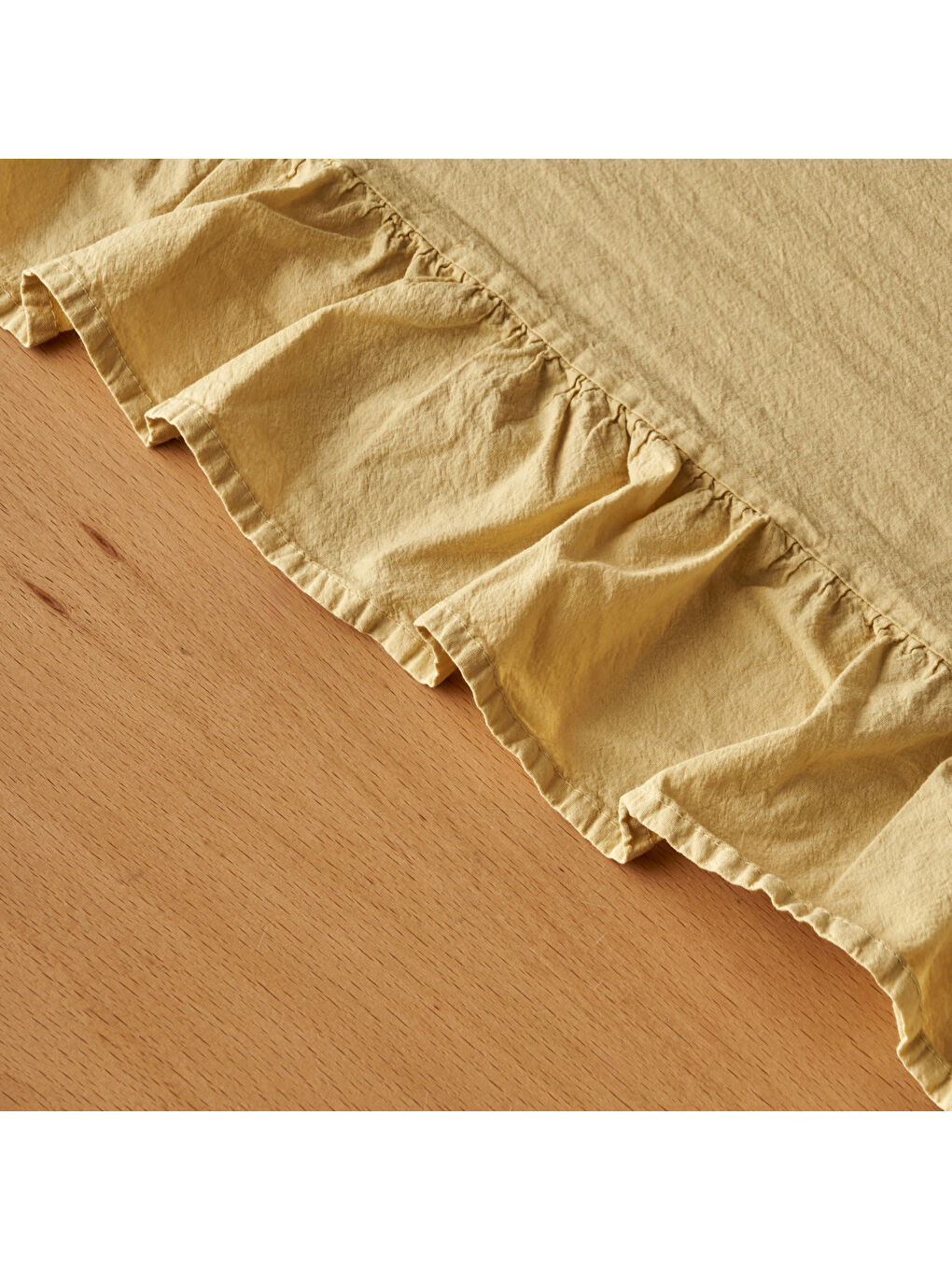 %100 Pamuk Elegance Kenarı Fıfırlı Masa Örtüsü Sarı (150x250 cm)-1