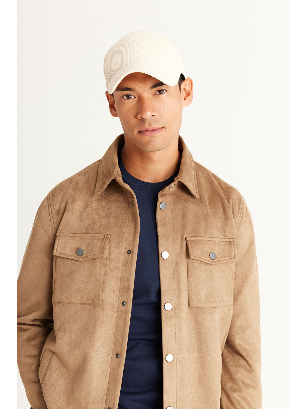 Erkek Bej Standart Fit Normal Kesim Gömlek Yaka Yağlı Görünümlü Mont-4