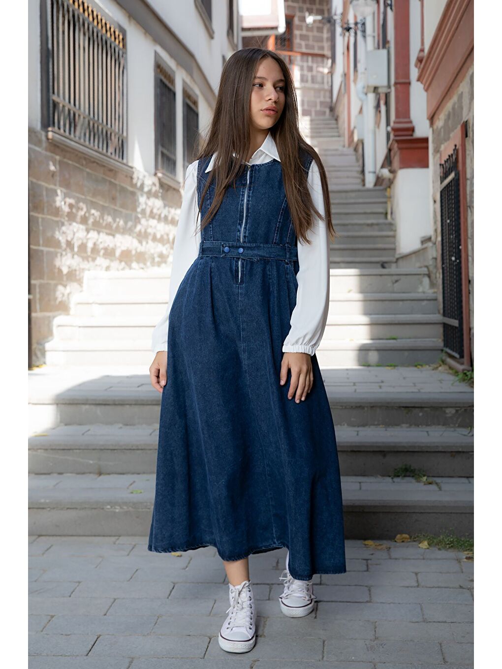 Mavi Önü Fermuarlı Klasik Gömlekli Kız Çocuk Kuşaklı Jean Elbise 22737-3