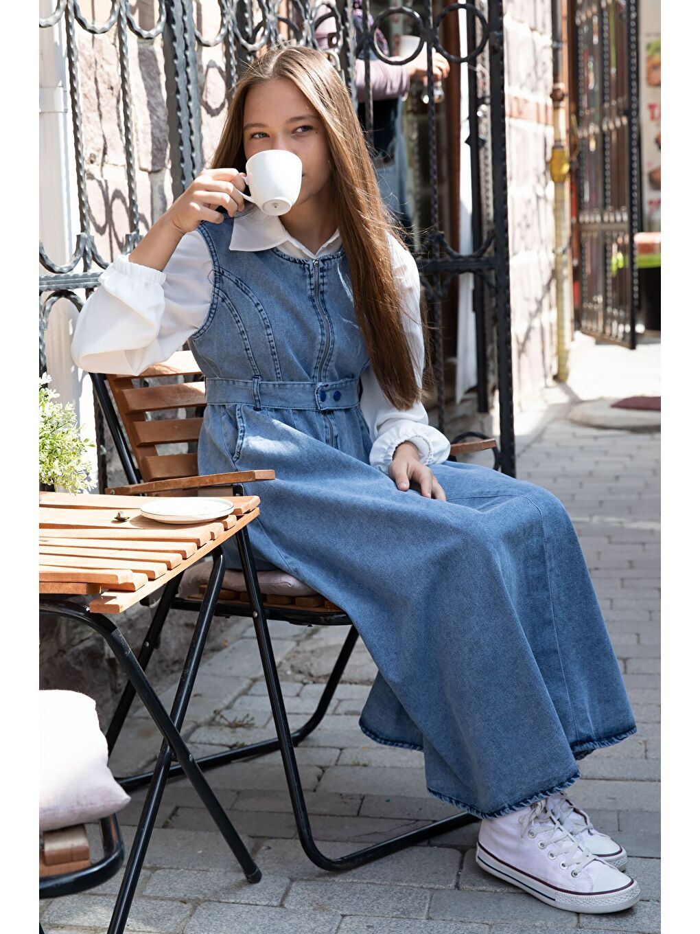 Lacivert Önü Fermuarlı Klasik Gömlekli Kız Çocuk Kuşaklı Jean Elbise 22738-4