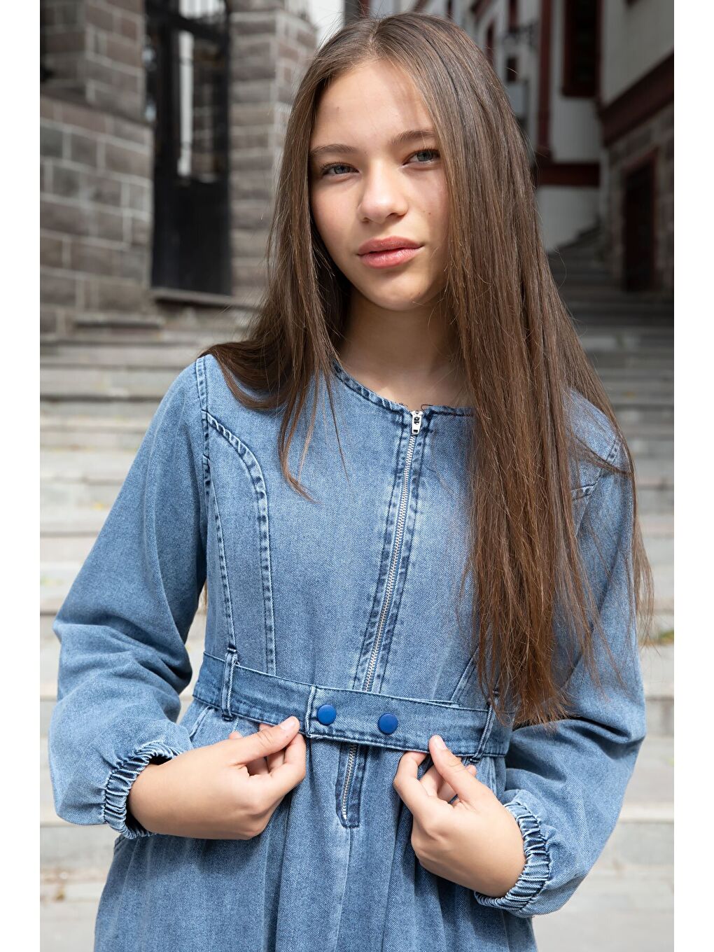 Mavi Uzun Kollu Önü Fermuarlı Kız Çocuk Kuşaklı Jean Elbise 22741-2