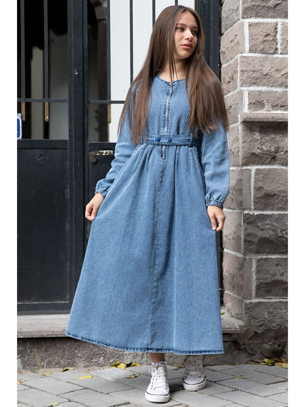 Mavi Uzun Kollu Önü Fermuarlı Kız Çocuk Kuşaklı Jean Elbise 22741-4