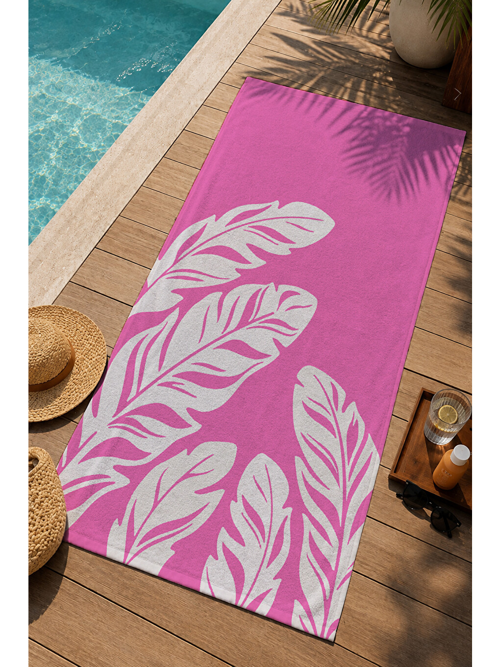 Pembe Zemin Beyaz Tropikal Yaprak Desenli 70x150 Cm Dijital Baskılı Plaj Ve Banyo Havlusu-2