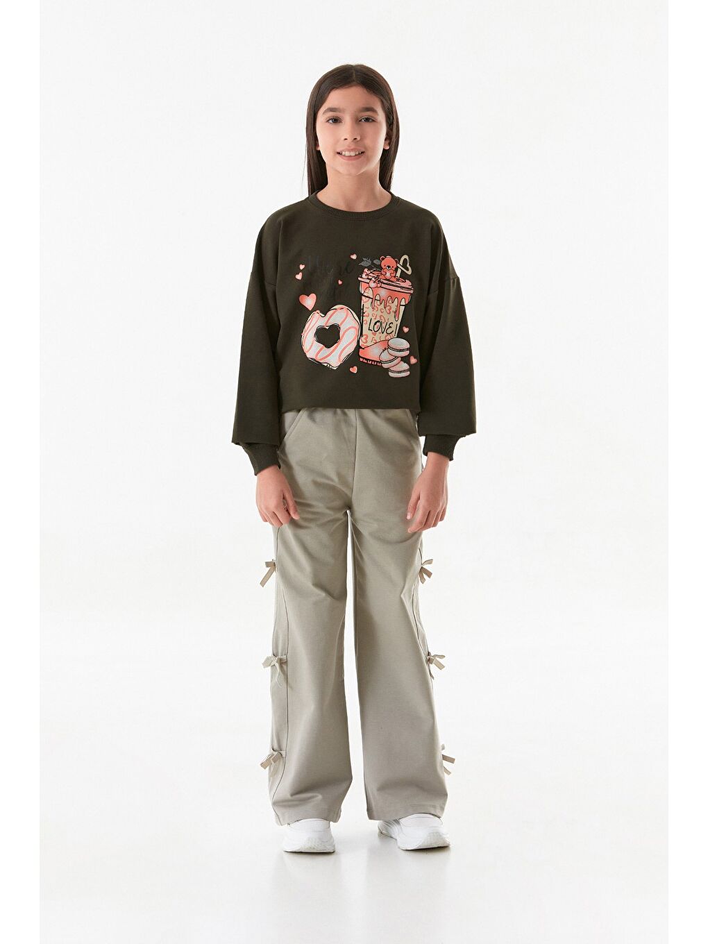 Haki Kurdele Detaylı Kız Çocuk Pantolon