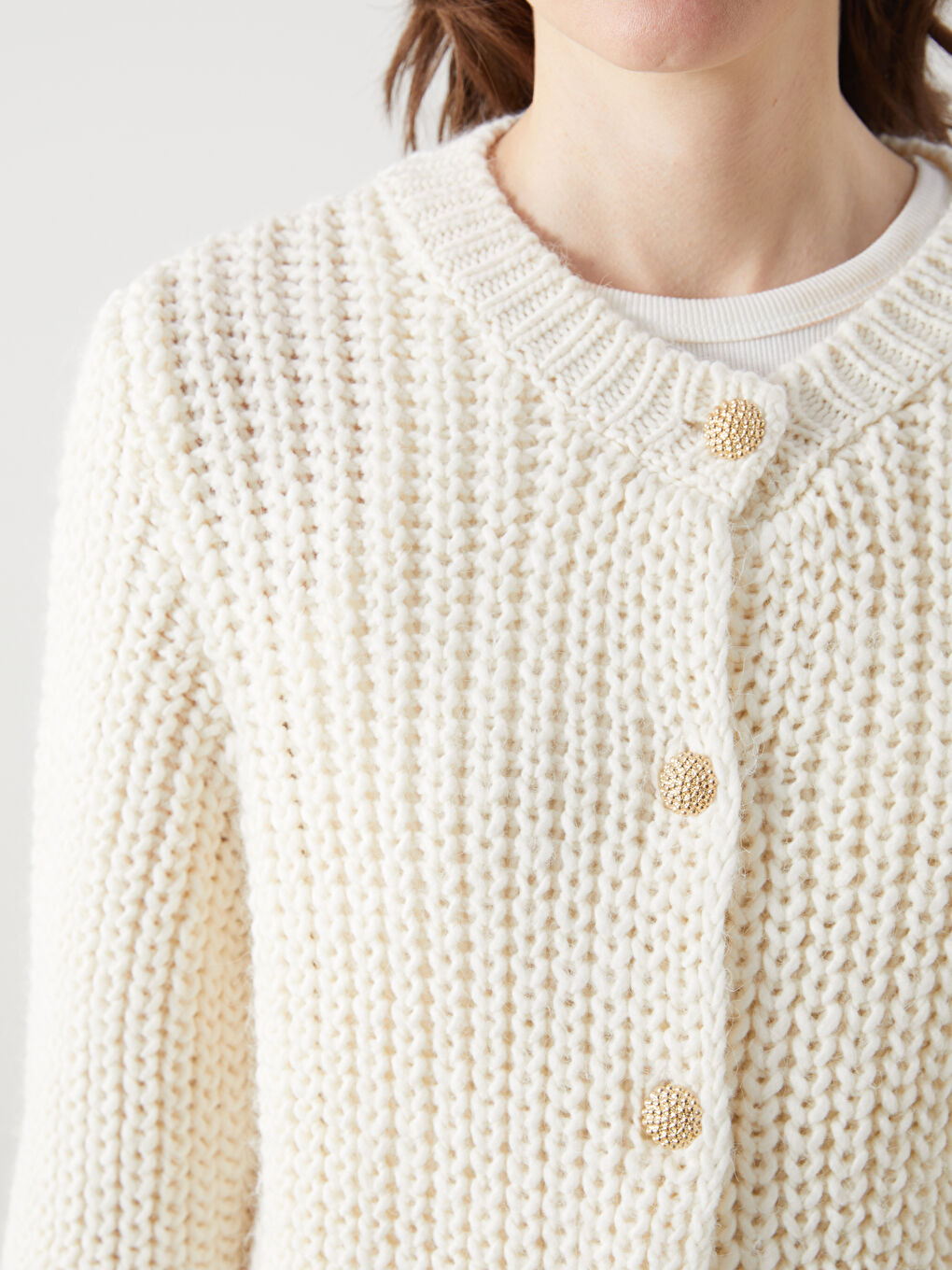 Setubal   Cepli Gold Düğme Detaylı ve Bisiklet Yaka Düz Triko Hırka    Ekru Renk-2