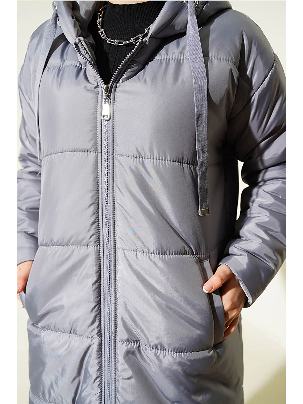 T5120 Kapüşonlu Uzun Şişme Tesettür Mont   Gri-5