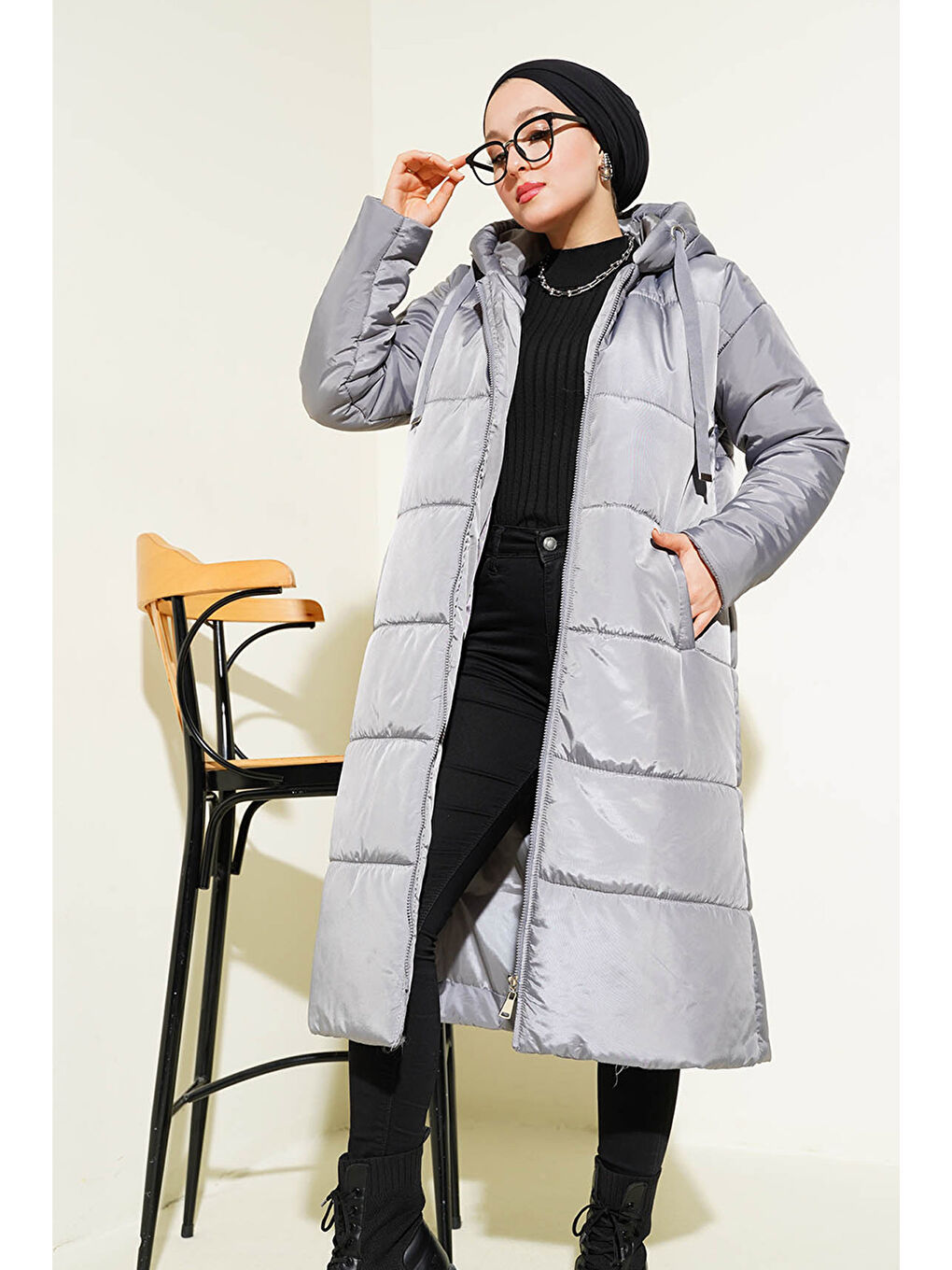 T5120 Kapüşonlu Uzun Şişme Tesettür Mont   Gri-8