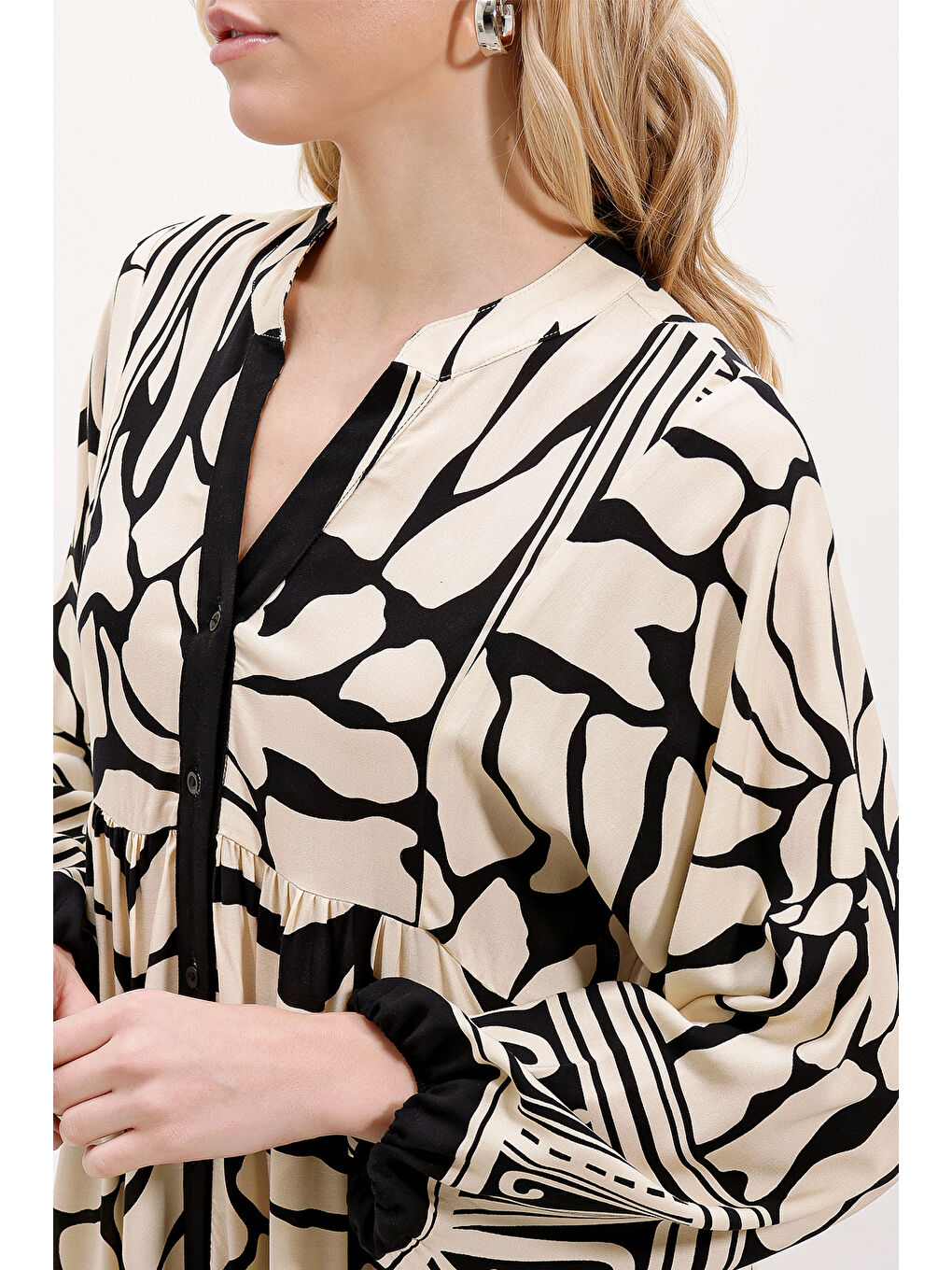 2423 Otantik Desenli Tesettür Elbise - C.Siyah-3