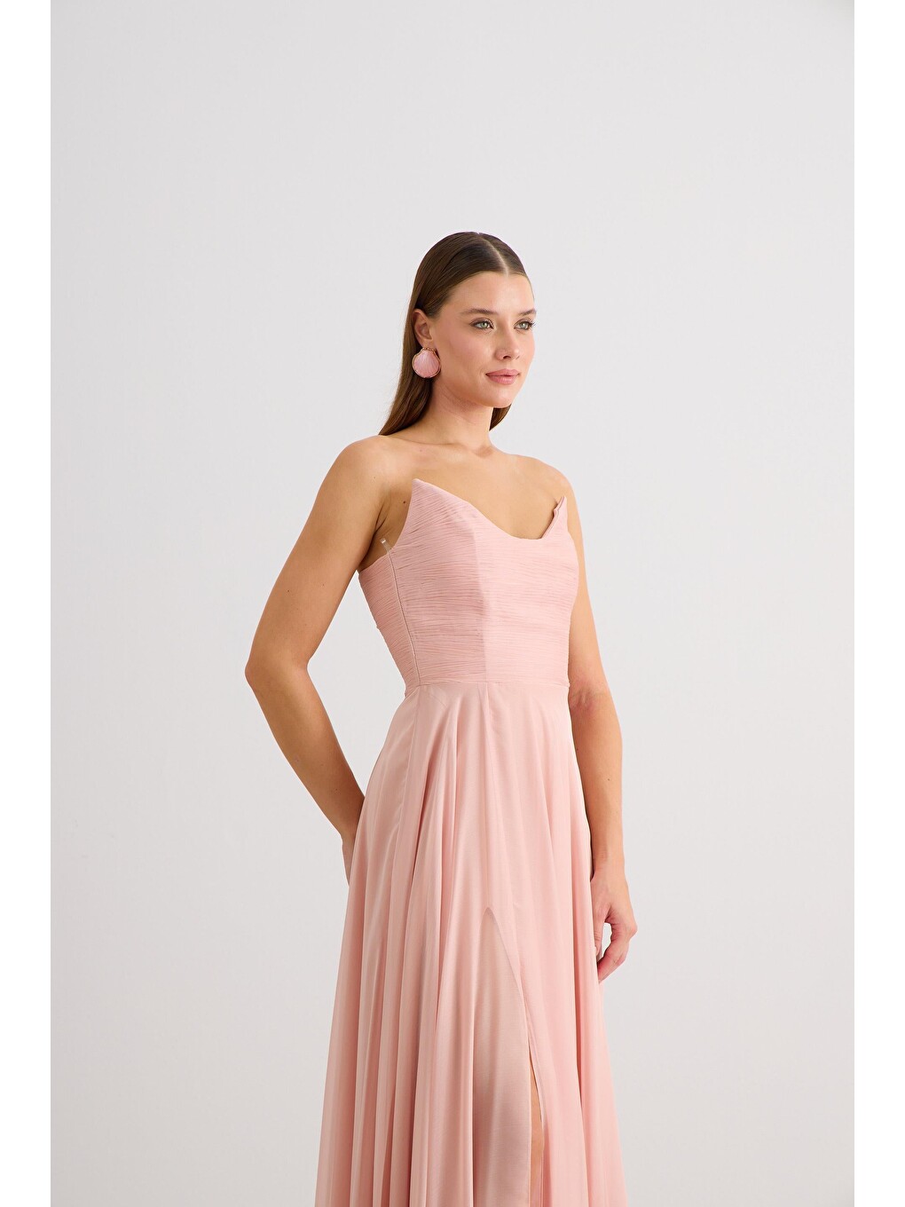 Pembe Pudra Yırtmaçlı Şifon Abiye Elbise-3