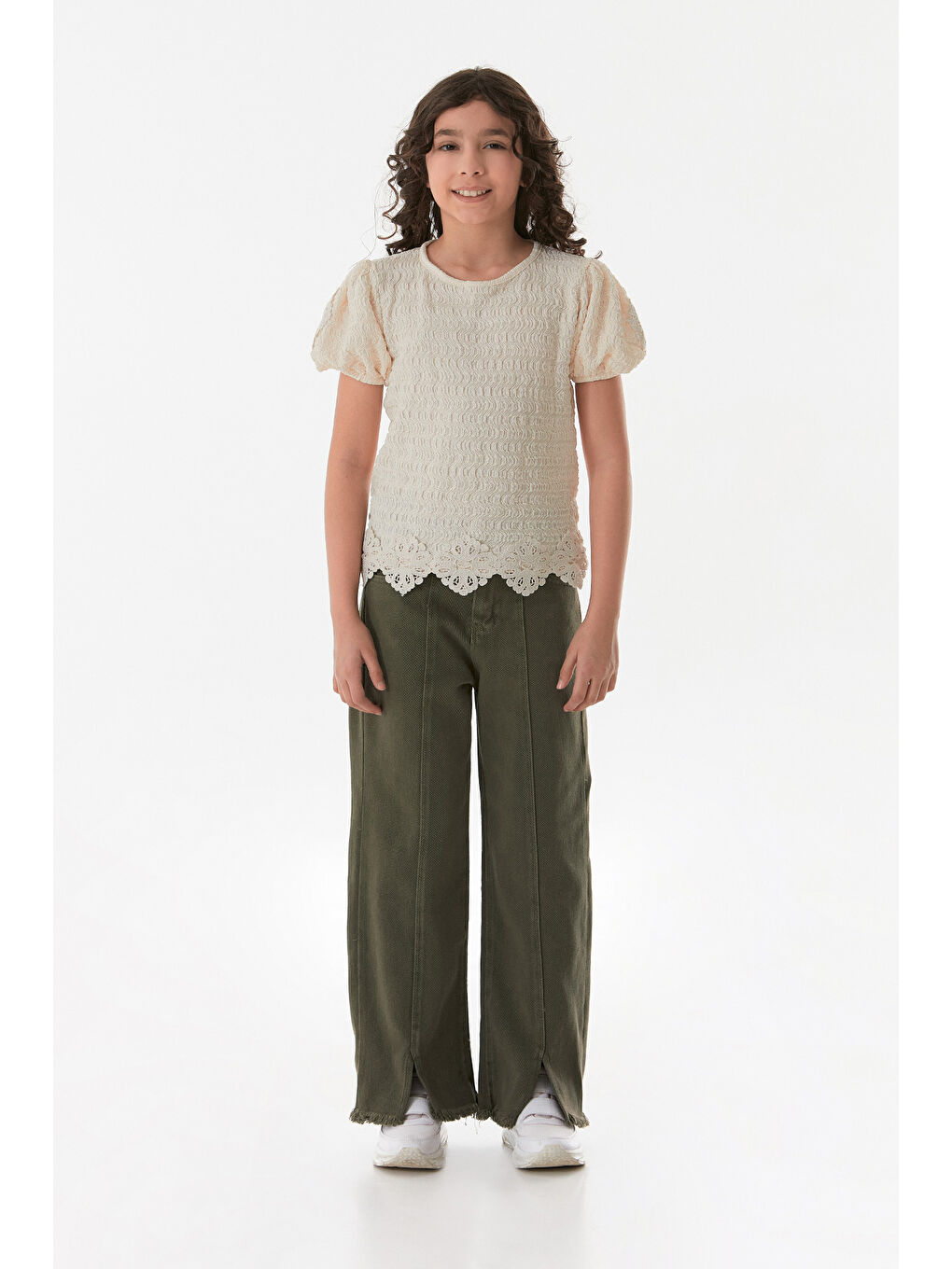 Haki Beli Lastikli Paçası Püsküllü Yırtık Detaylı Kız Çocuk Pantolon-4