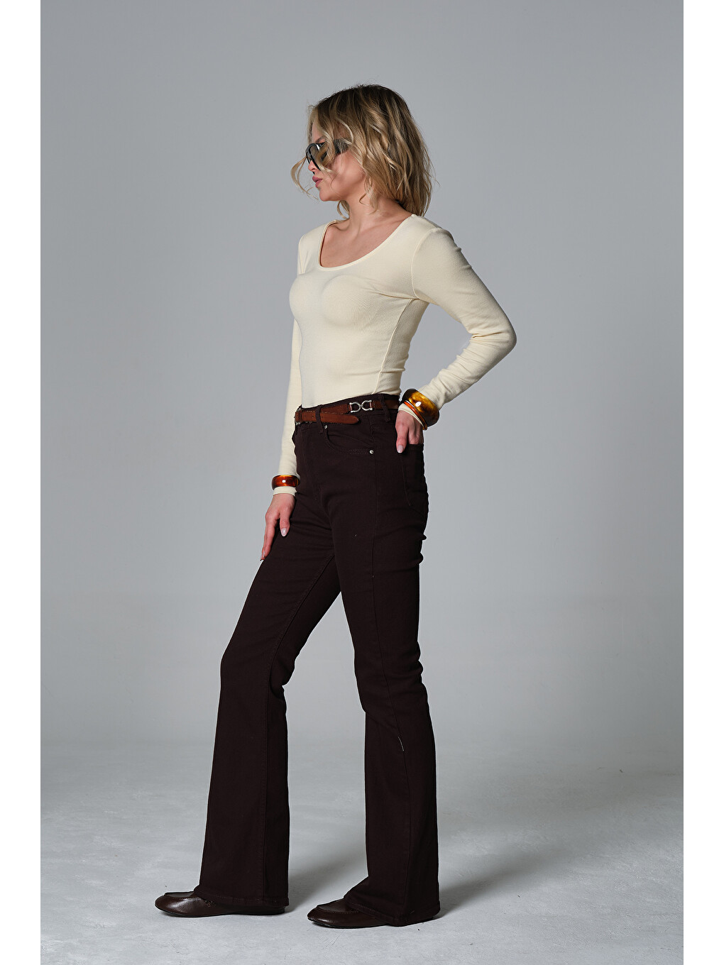 Kahverengi Normal bel kot, ispanyol paça esnek denim kumaş kadın fit and Flare jean pantolon @Morales-1