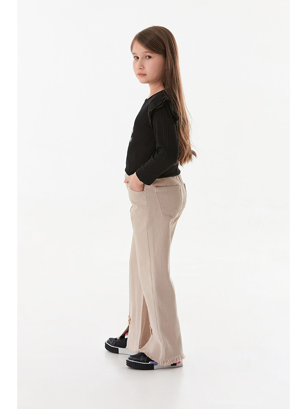 Bej Çiçek Nakışlı Paçası Püsküllü Kız Çocuk Pantolon-3