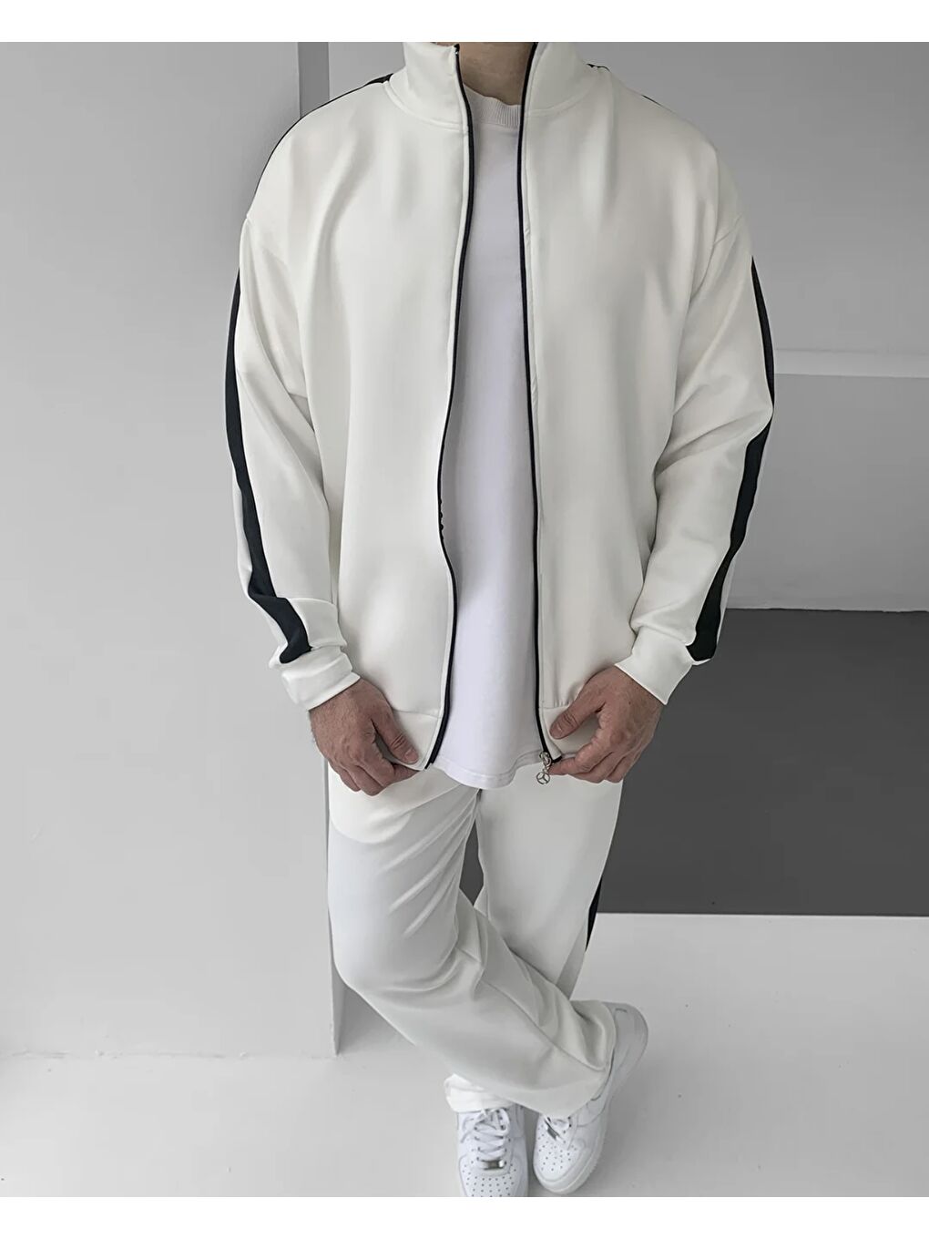 Erkek Çizgili Fermuarlı Sweatshirt Bol Eşofman Beyaz İkili Takım-1