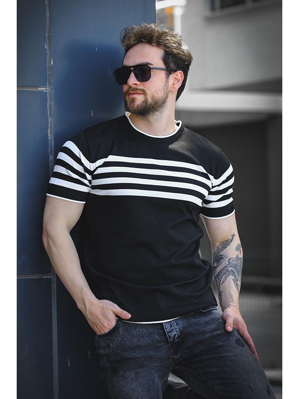 Siyah Liam Çizgili Elastanlı Slim Fit Bisiklet Yaka Örme Erkek Triko Tshirt