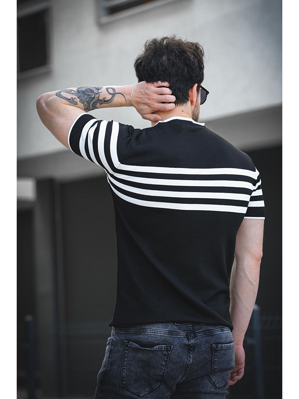 Siyah Liam Çizgili Elastanlı Slim Fit Bisiklet Yaka Örme Erkek Triko Tshirt-3