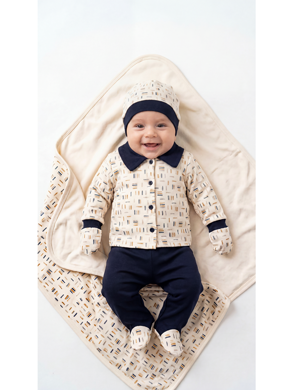 Ekru Tüm Alan Desenli Yakalı 6'Lı Erkek Bebek Yenidoğan Takımı-2