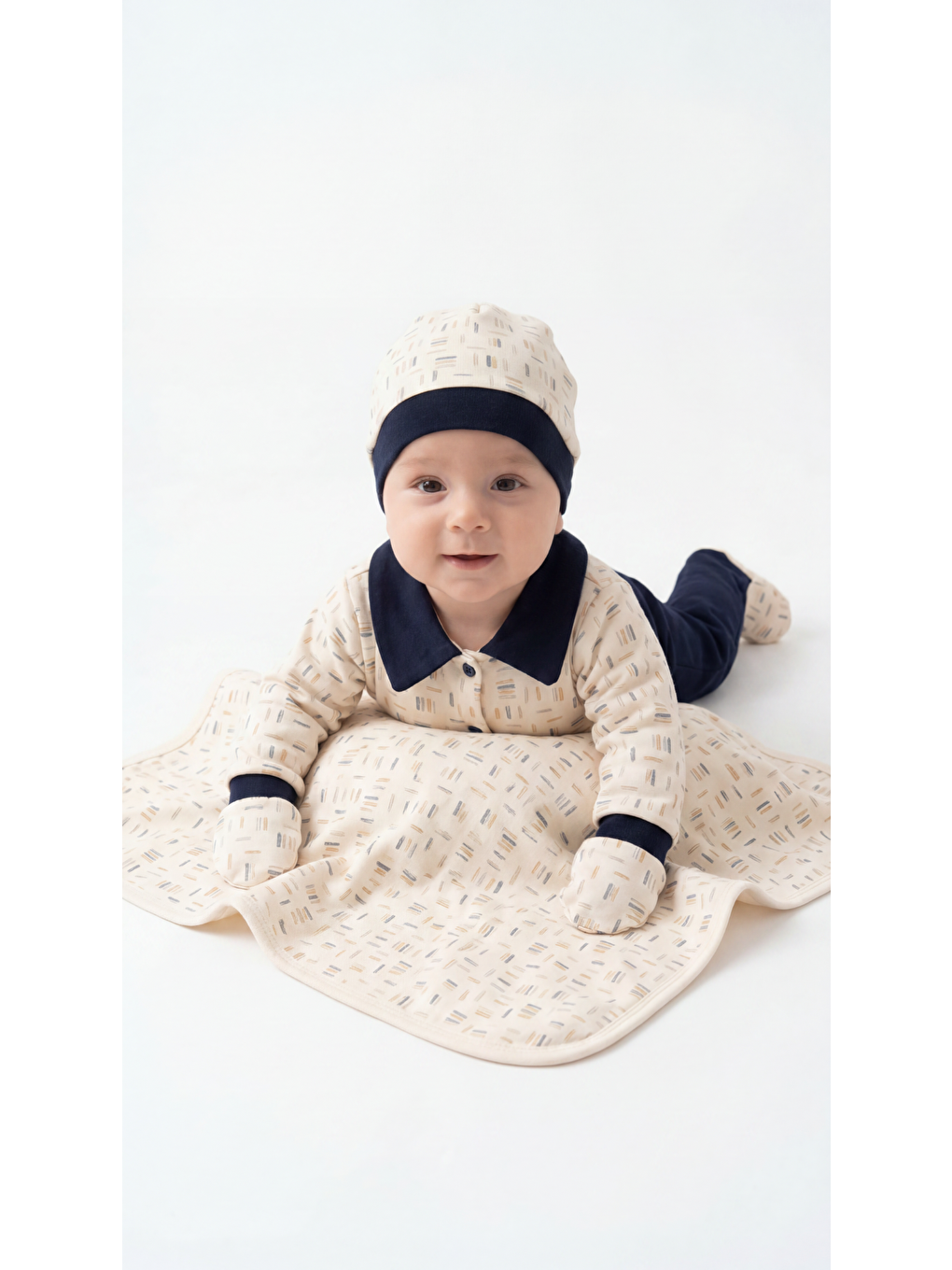 Ekru Tüm Alan Desenli Yakalı 6'Lı Erkek Bebek Yenidoğan Takımı-3