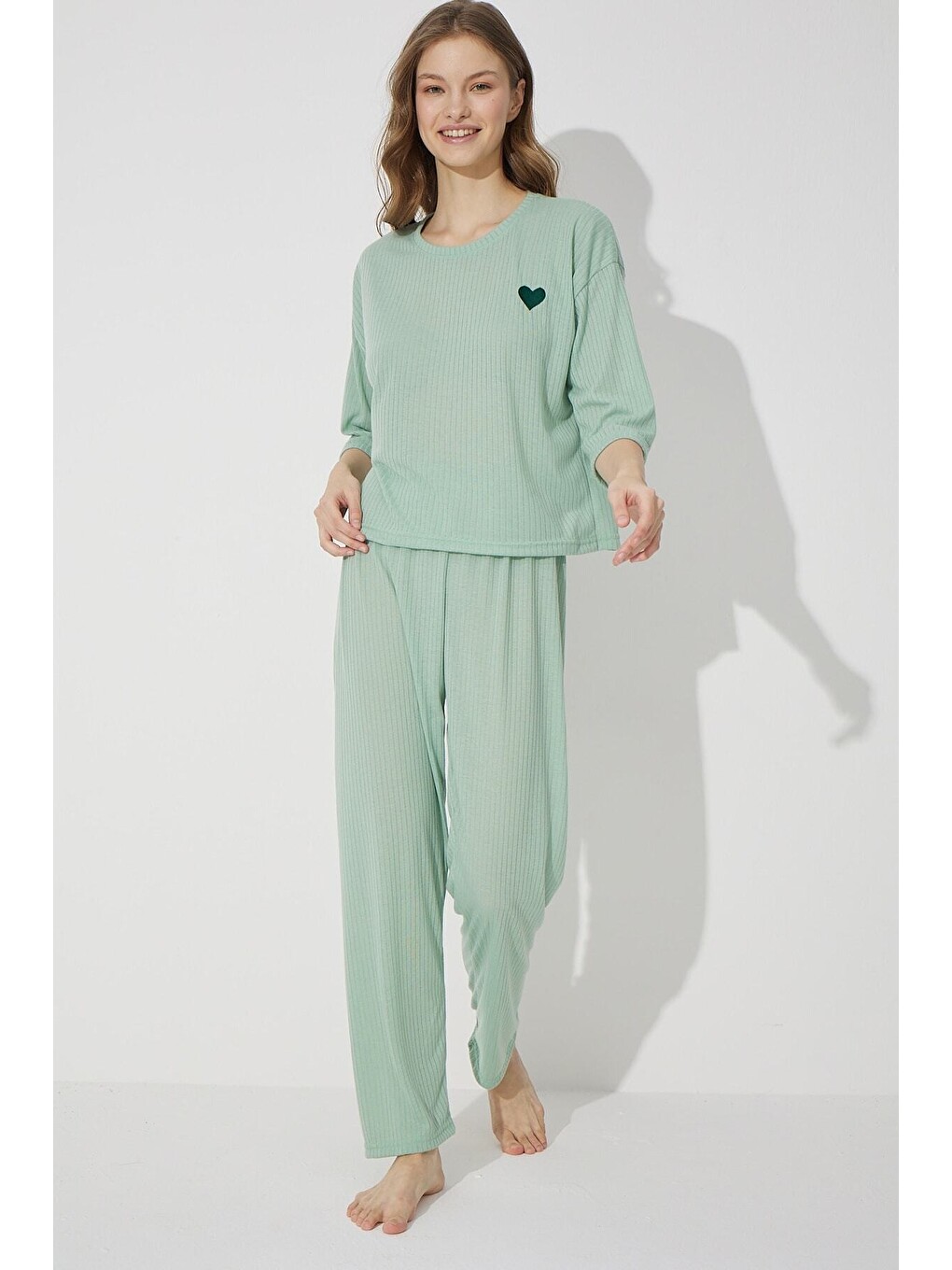 Yeşil Soft Touch Ince Örme Nakışlı Pijama Takım-1