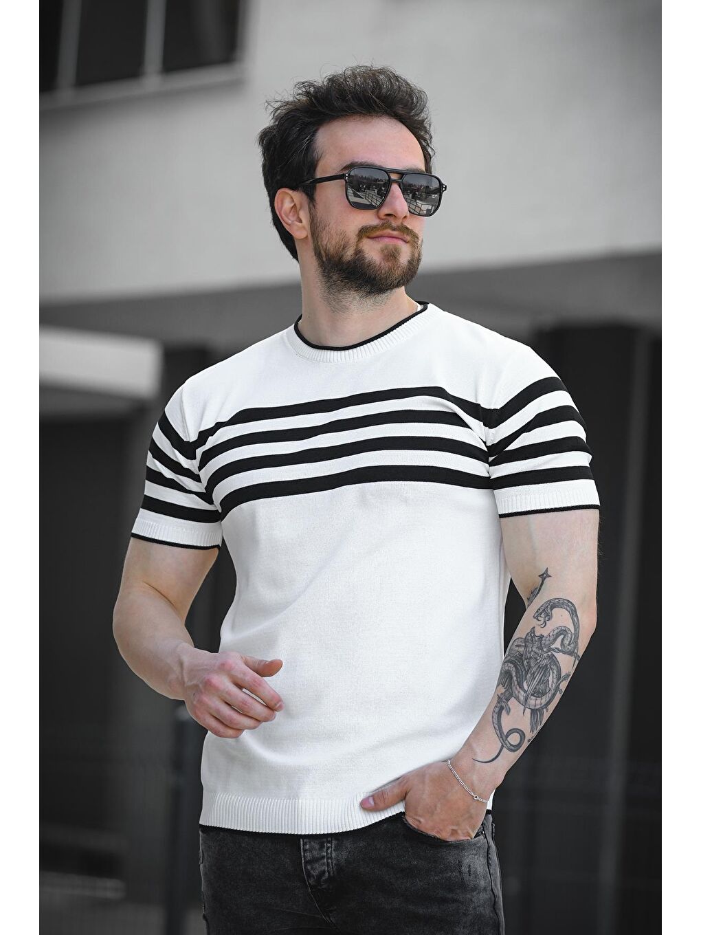 Beyaz Liam Çizgili Elastanlı Slim Fit Bisiklet Yaka Örme Erkek Triko Tshirt-1