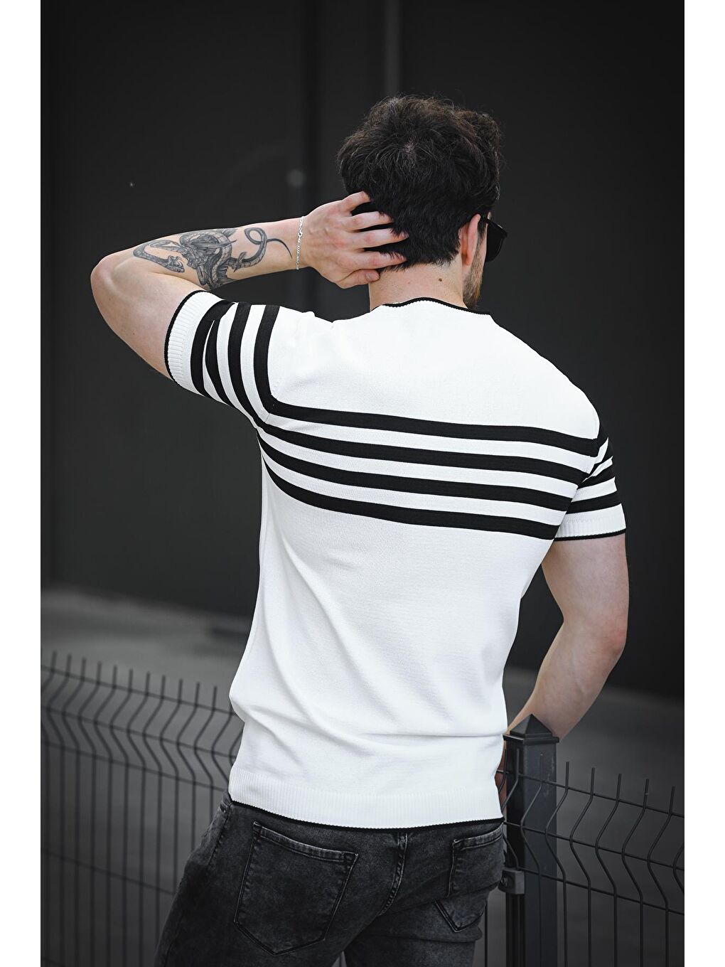 Beyaz Liam Çizgili Elastanlı Slim Fit Bisiklet Yaka Örme Erkek Triko Tshirt-2