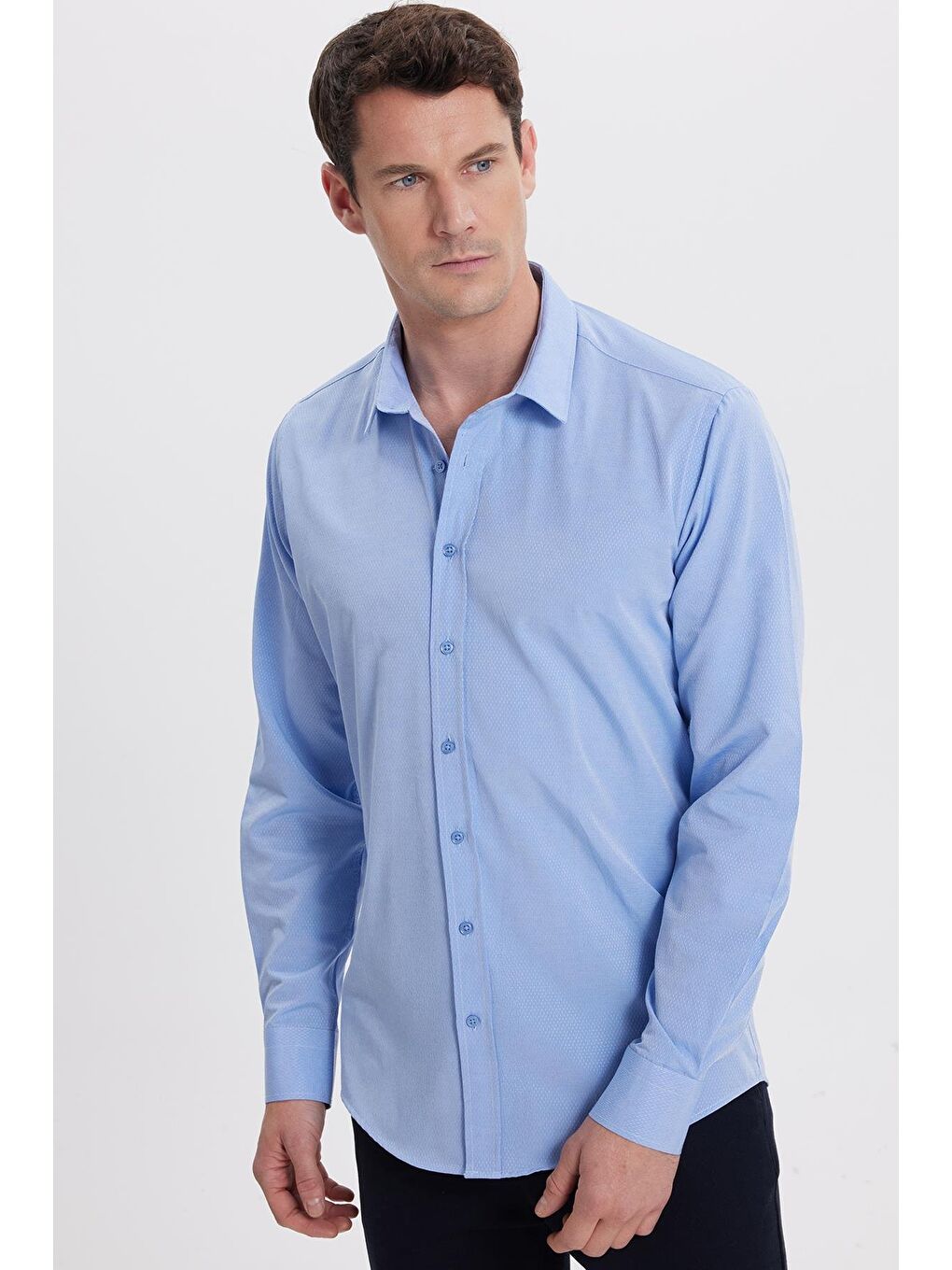 Erkek Modern Fit Dar Kesim Pamuklu Kolay Ütü Armürlü Mavi Gömlek
