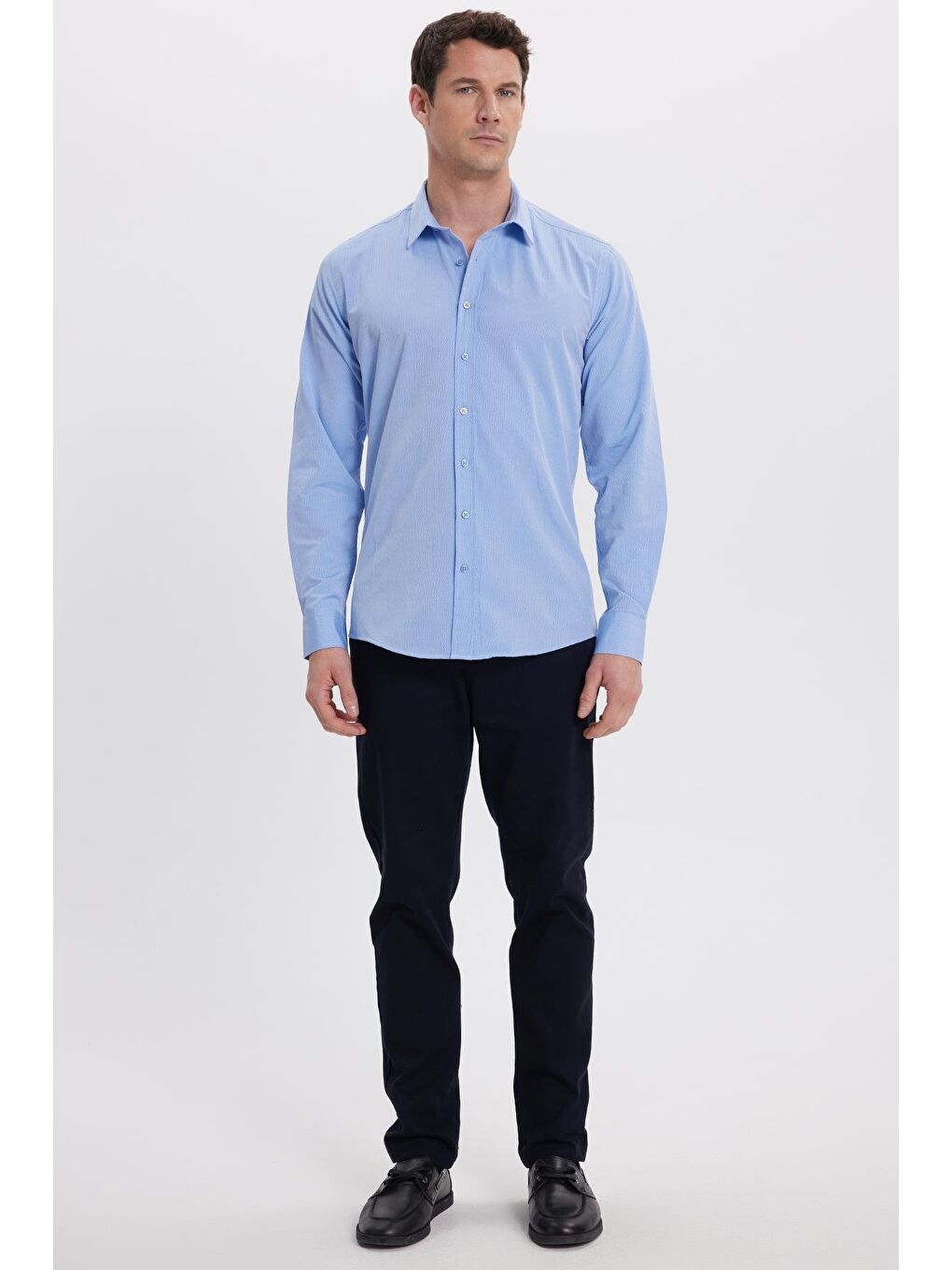 Erkek Modern Fit Dar Kesim Pamuklu Kolay Ütü Armürlü Mavi Gömlek-3