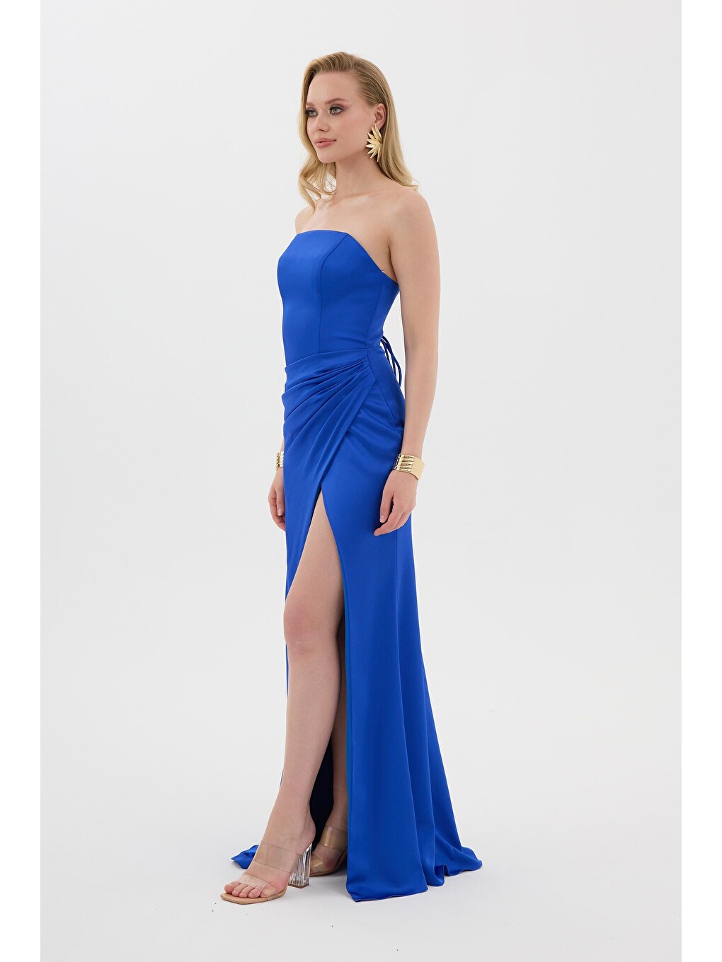 Mavi Saks Yırtmaçlı Straplez Saten Abiye Elbise-3