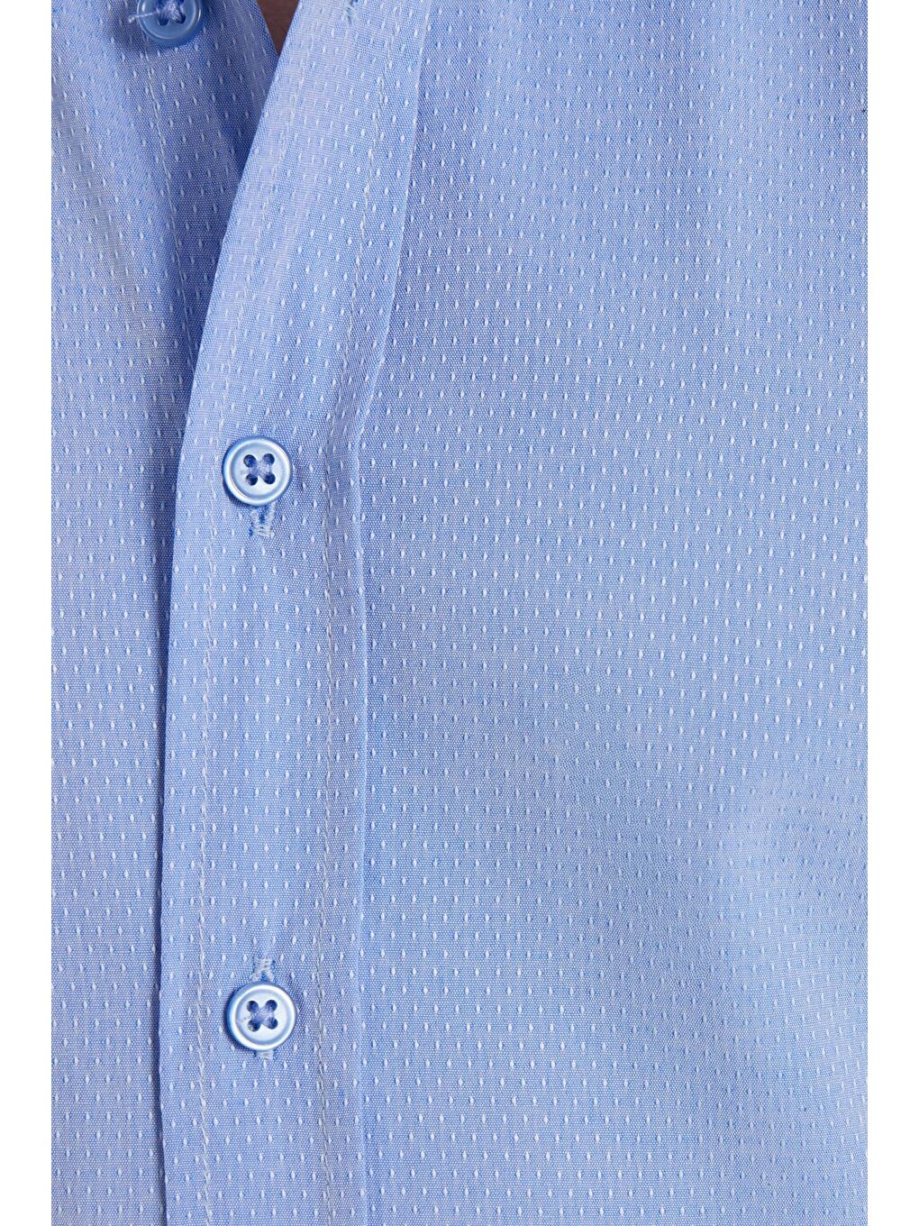 Erkek Modern Fit Dar Kesim Pamuklu Kolay Ütü Armürlü Mavi Gömlek-5