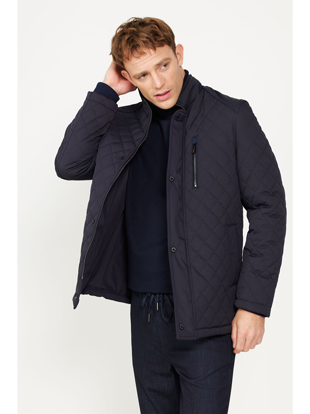 Erkek Lacivert Standart Fit Normal Kesim Dik Yaka Desenli Kapitone Overcoat-3