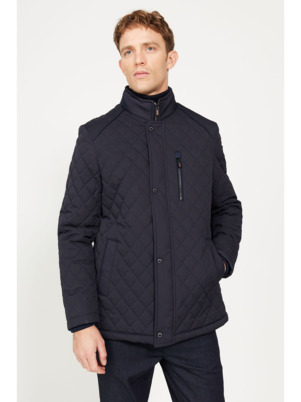 Erkek Lacivert Standart Fit Normal Kesim Dik Yaka Desenli Kapitone Overcoat-5