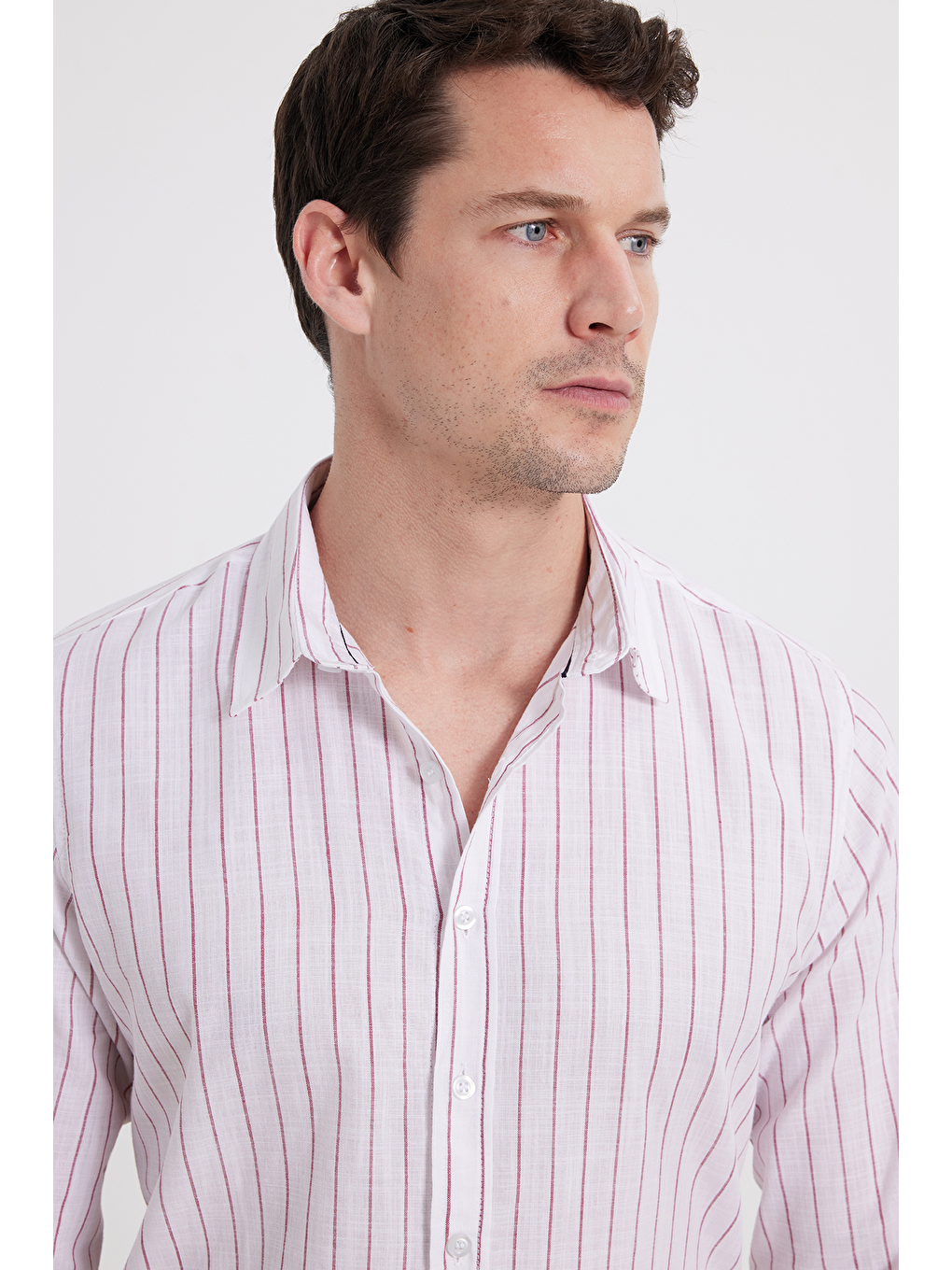 Beyaz Erkek Slim Fit Dar Kesim Uzun Kollu %100 Pamuk Keten Doku Çizgili Gömlek-2