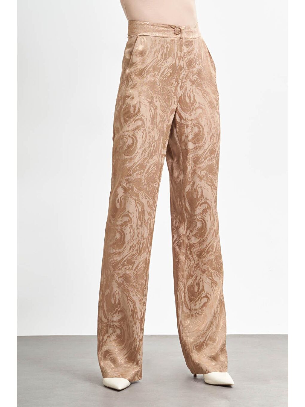 Saten Jakarlı Bej Pantolon-1