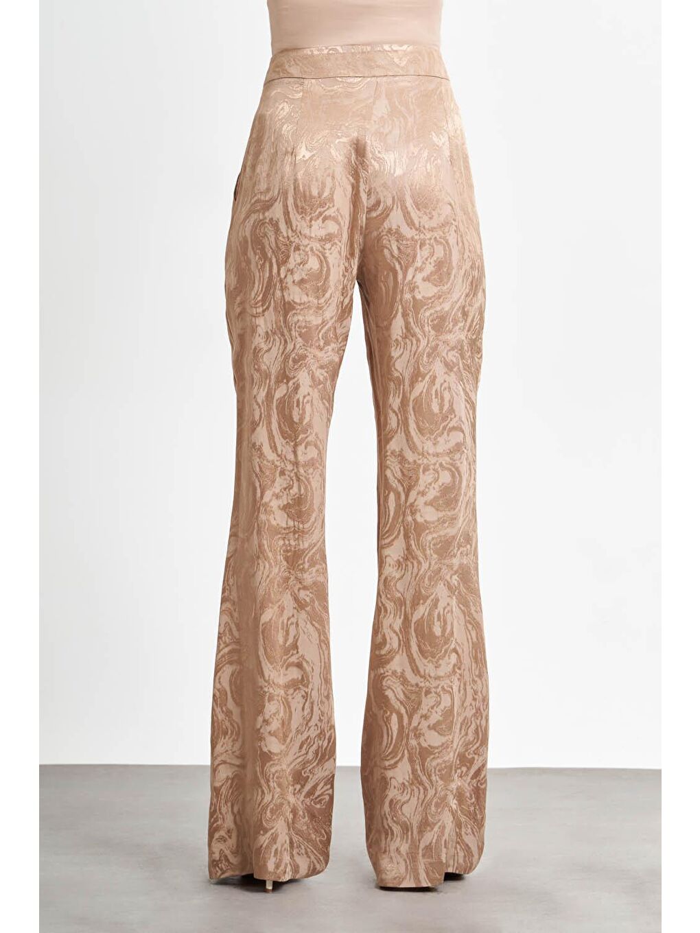 Saten Jakarlı Bej Pantolon-2