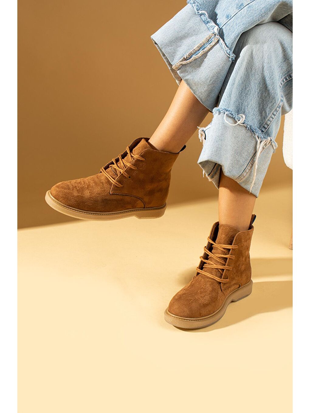 Kahverengi Kauçuk Taban Lastikli Sıcak Astar Haşpapi Kadın Bot 024-974-23Süet-2