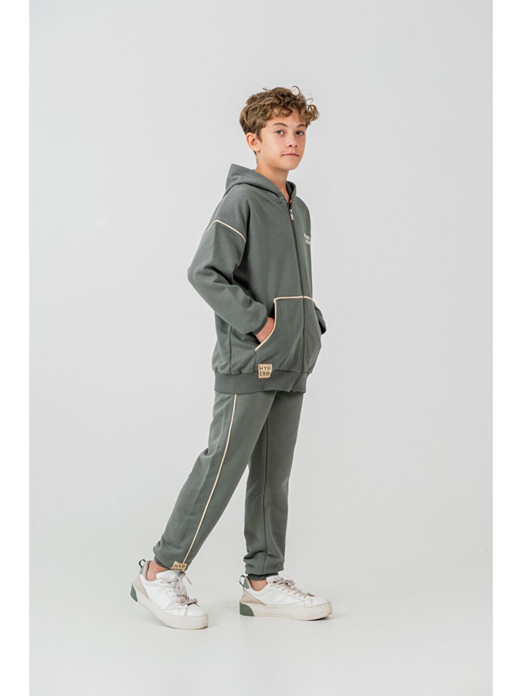 Haki Hyper Code Baskılı Kapüşonlu Ön Fermuarlı Kanguru Cepli Erkek Çocuk Alt Üst Eşofman Takımı-4