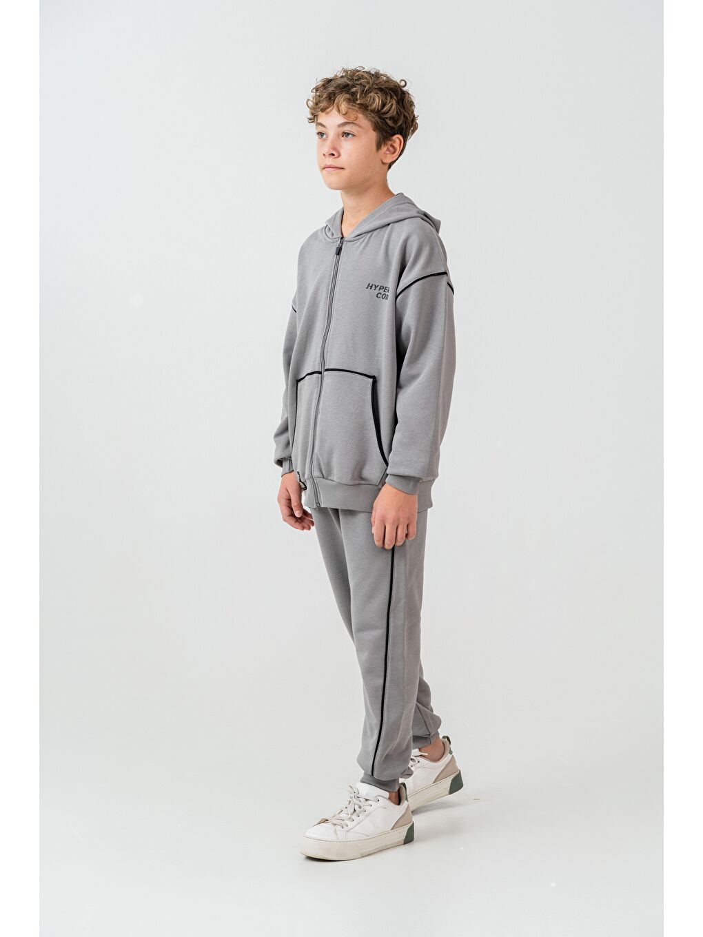 Gri Hyper Code Baskılı Kapüşonlu Ön Fermuarlı Kanguru Cepli Erkek Çocuk Alt Üst Eşofman Takımı-3
